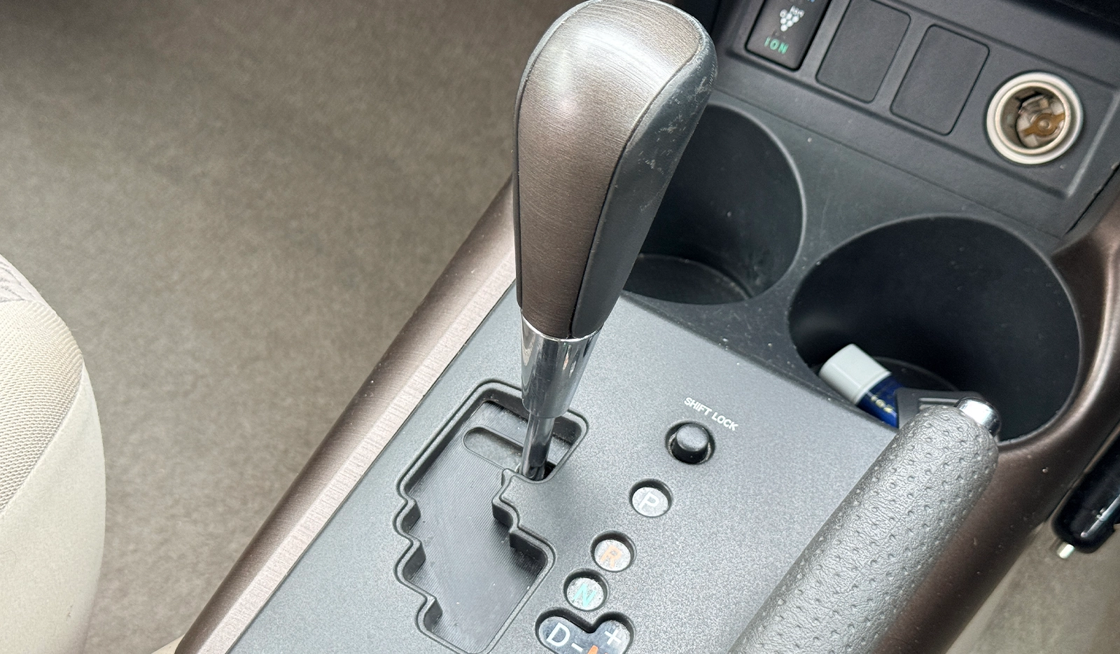 2007 Toyota Vanguard S image-14