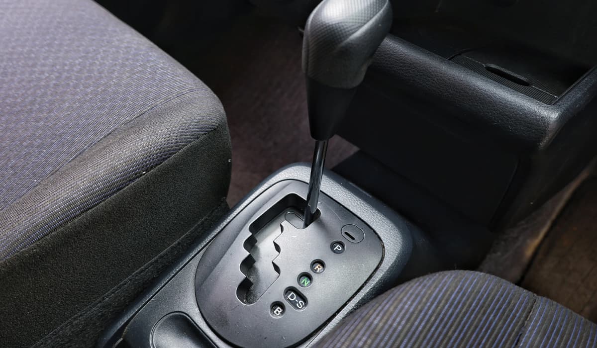 2017 Toyota Probox DX Comfort image-9