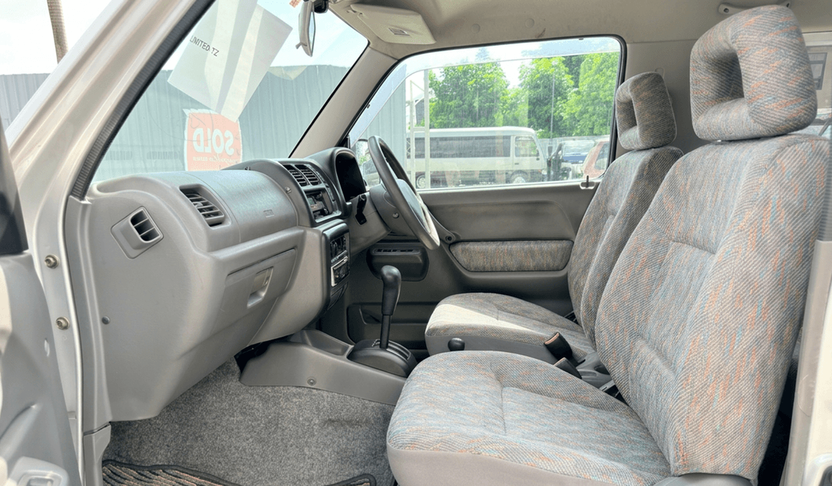 1999 Suzuki Jimny XC image-9