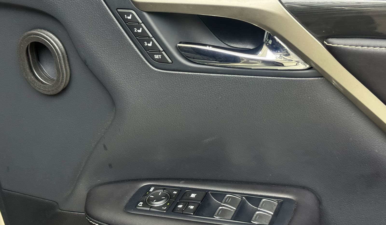 2019 Lexus RX300 image-12