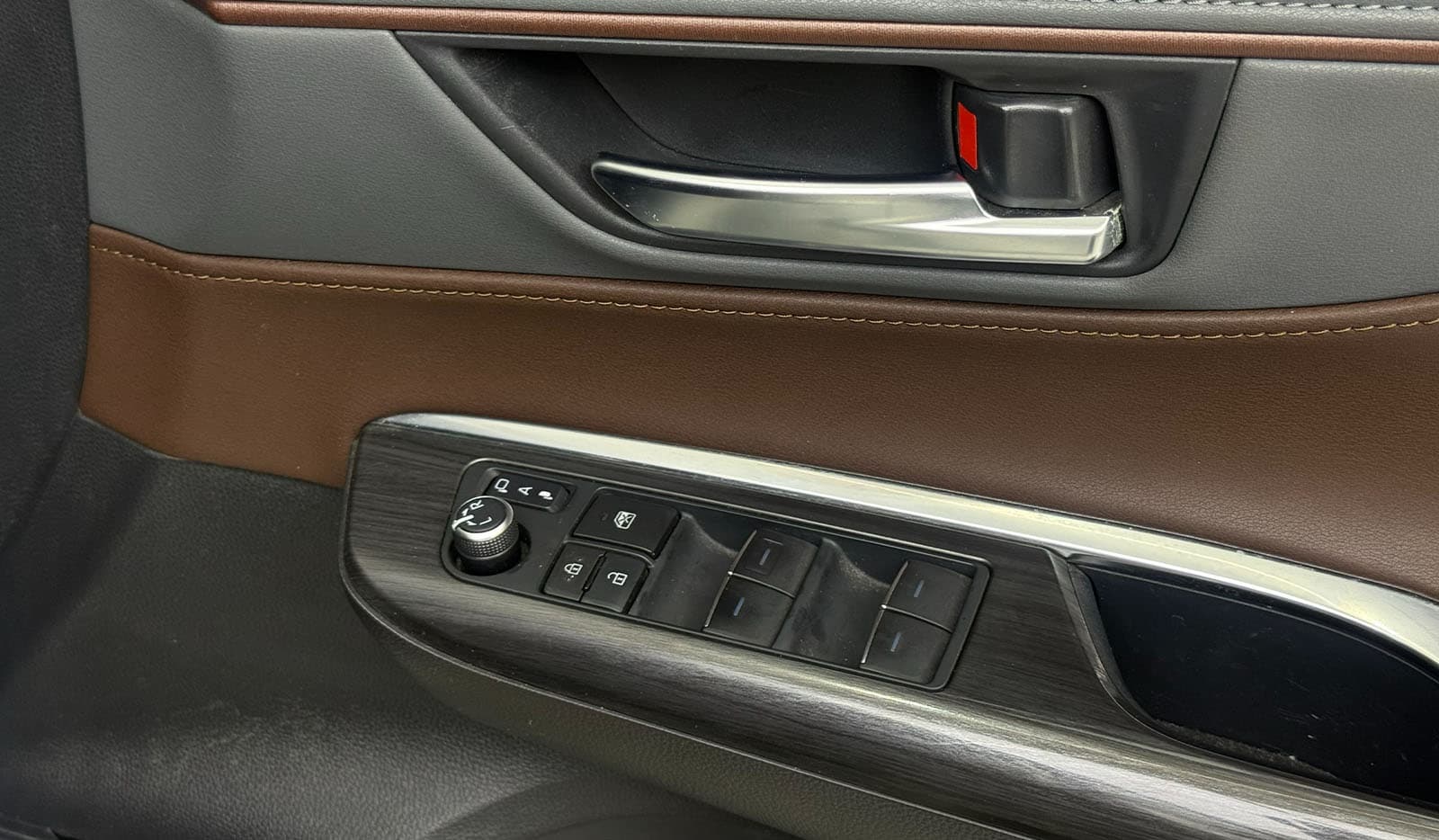 2020 Toyota Harrier G image-12