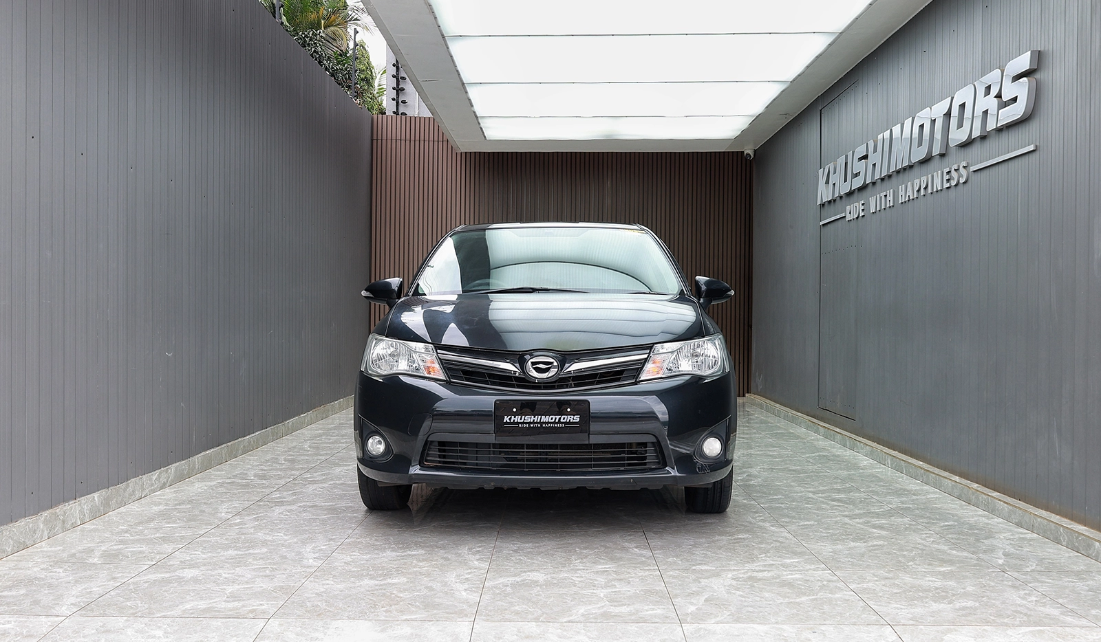 2013 Toyota Corolla Fielder 1.5X image-2