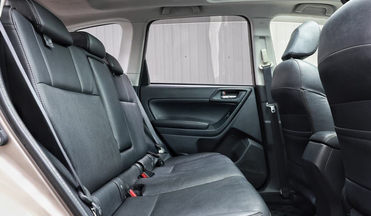 2013 Subaru Forester 2.0XT Eyesight image-13