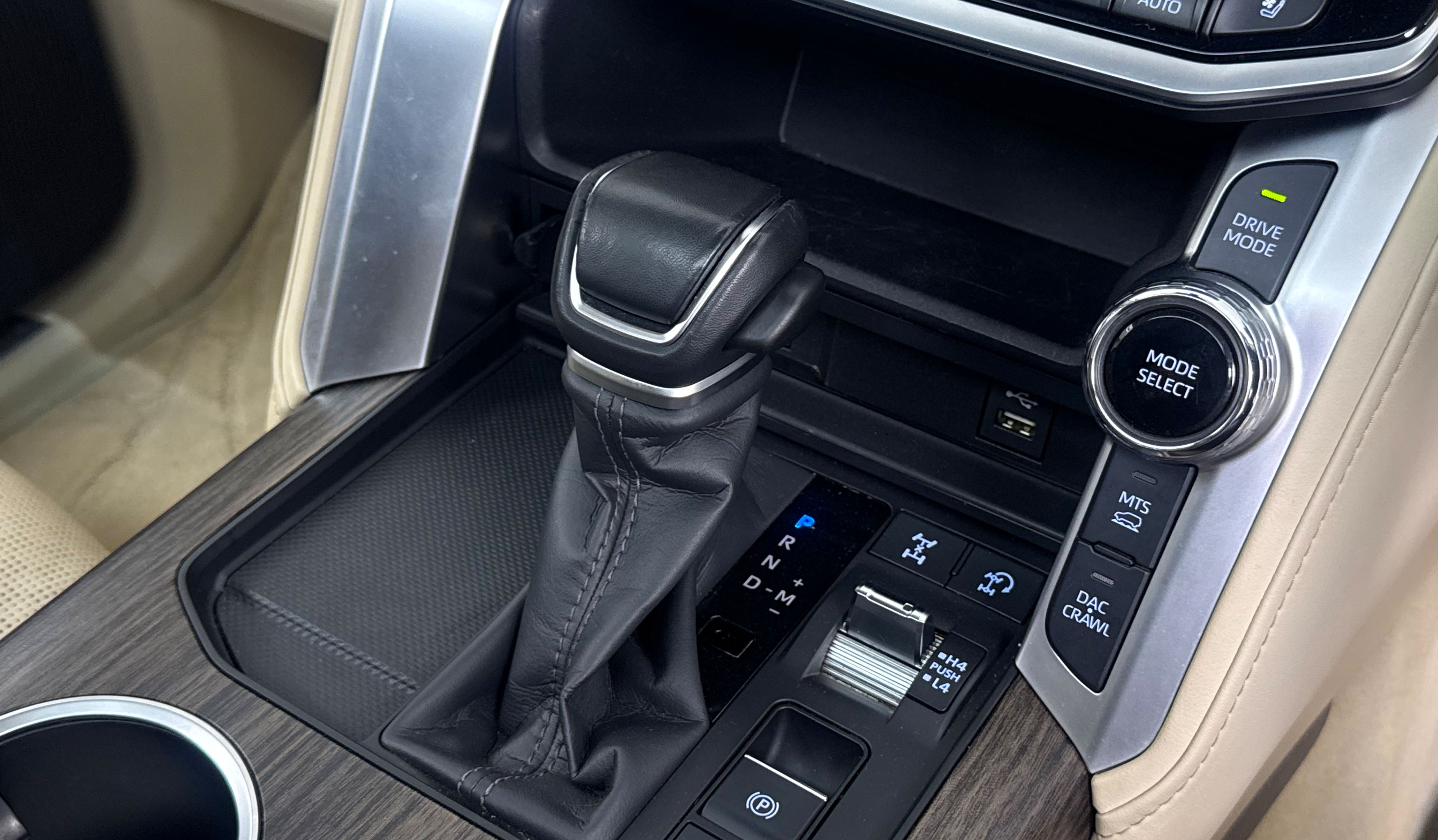 2023 Toyota Land Cruiser 300 ZX image-11