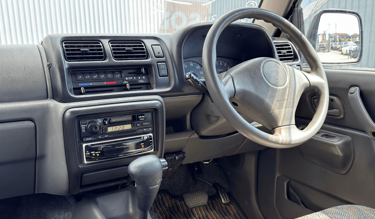 1999 Suzuki Jimny XC image-13