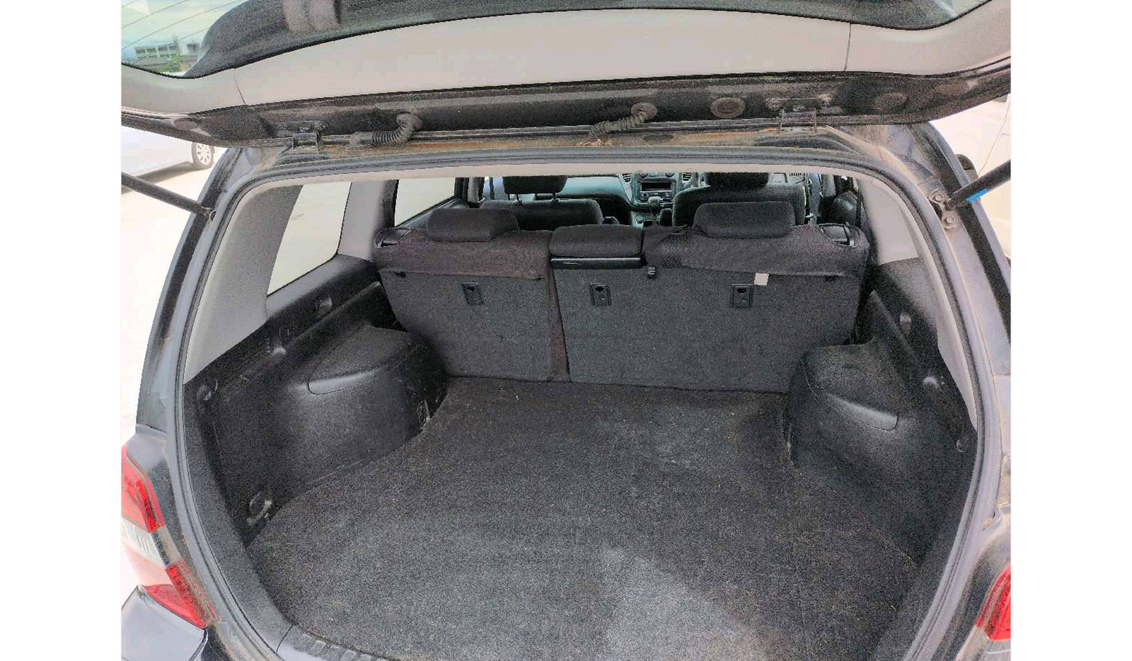 2003 Toyota Kluger 2.4S image-6