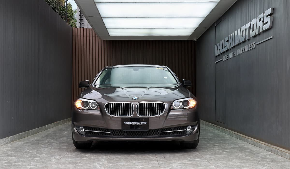 2013 Bmw 523D Blue performance image-2