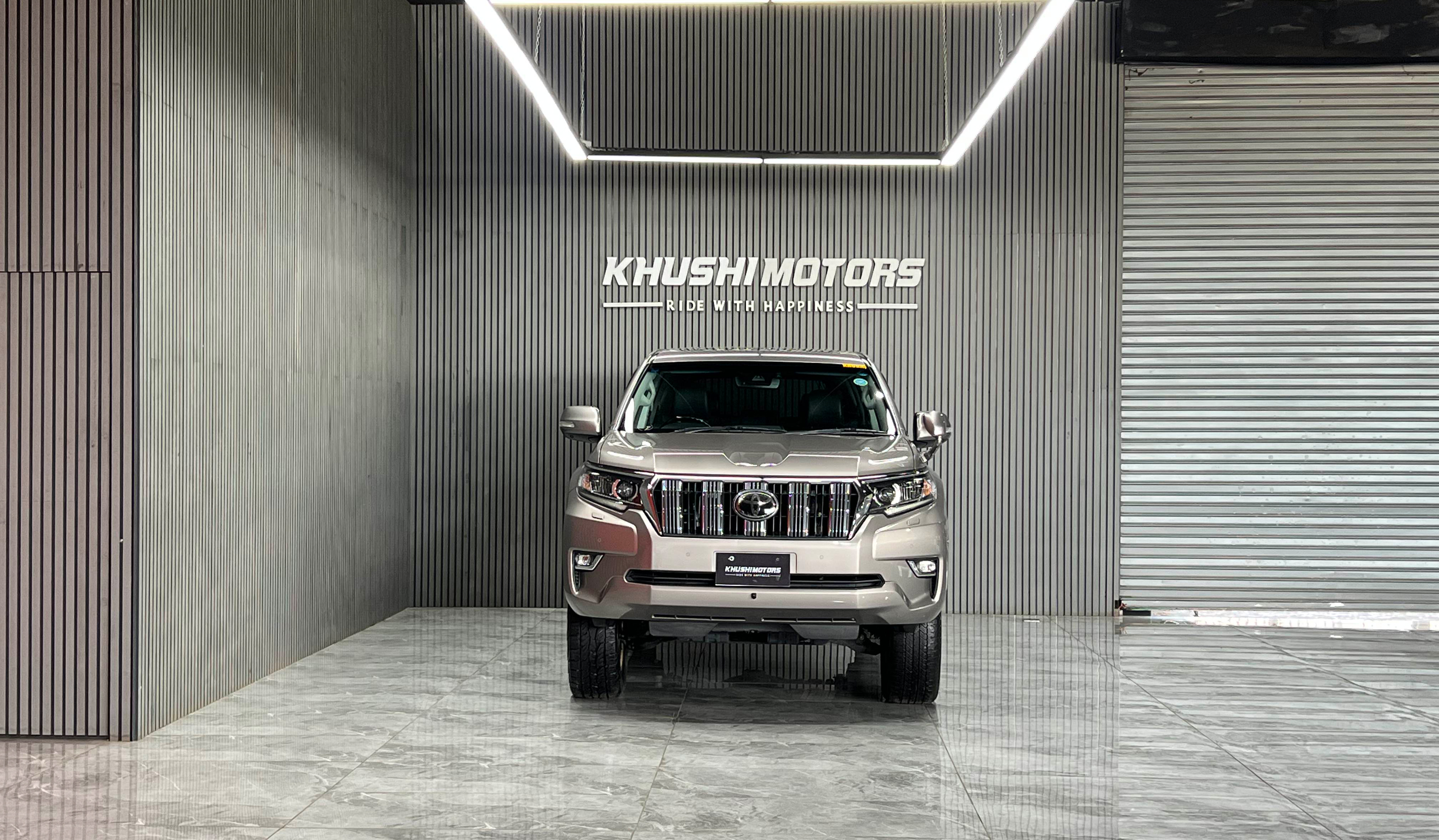 2019 Toyota Land Cruiser Prado TX L Package image-2