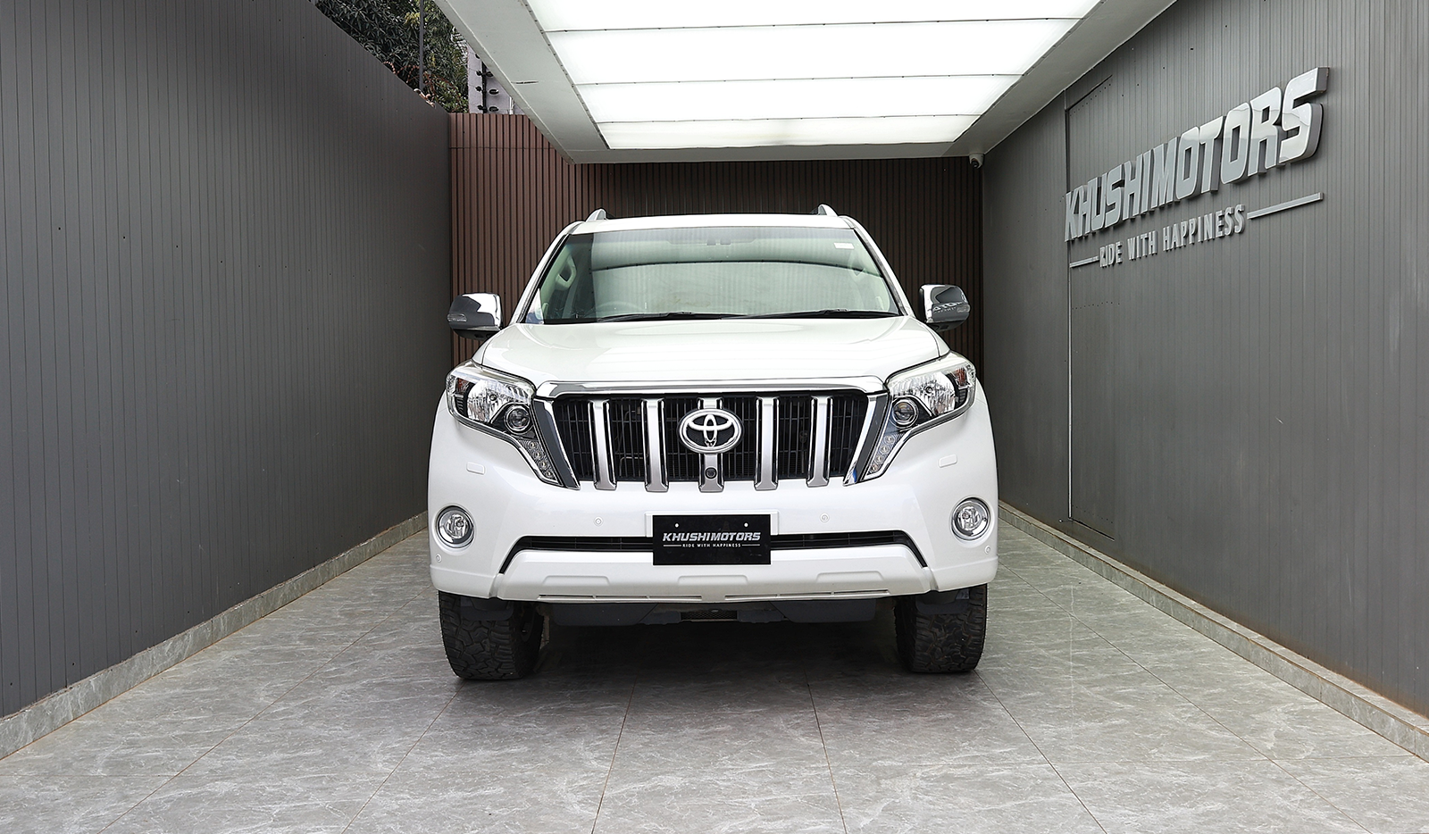 2017 Toyota Land Cruiser Prado G Frontier TX-L package image-2
