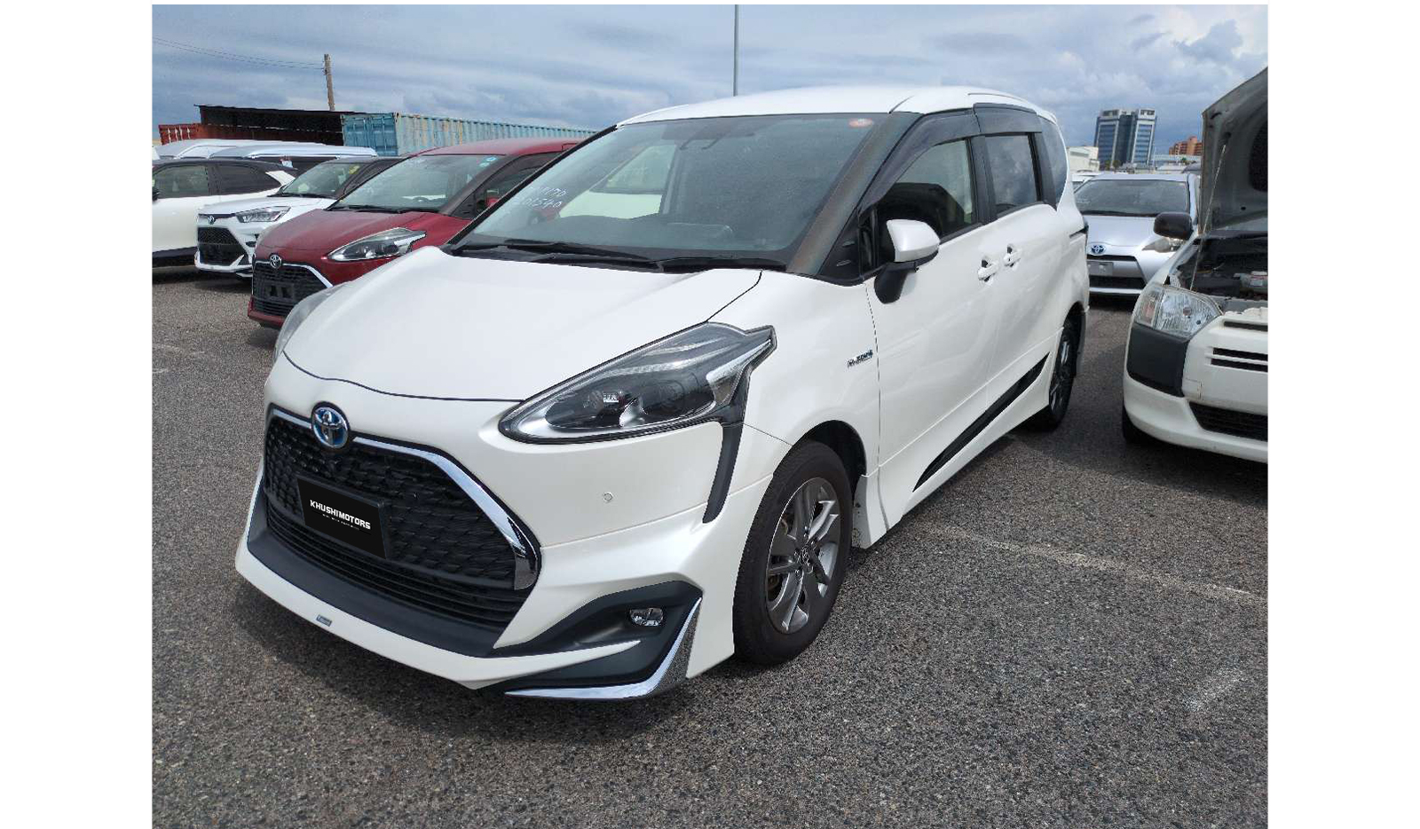 2019 Toyota Sienta image-2
