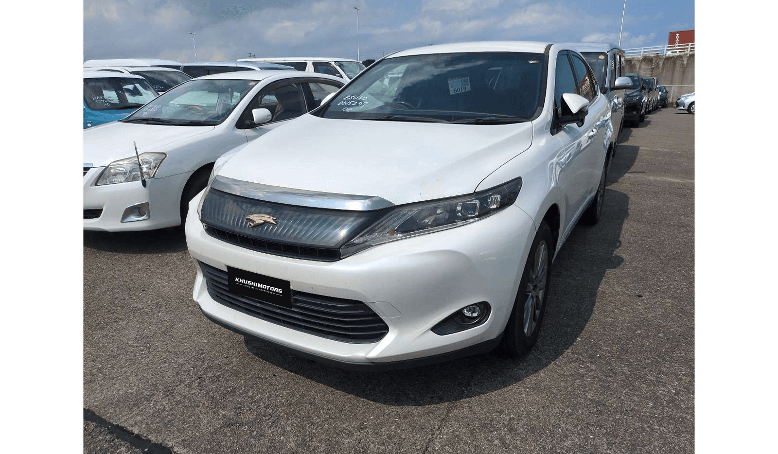 2014 Toyota Harrier Premium image-2