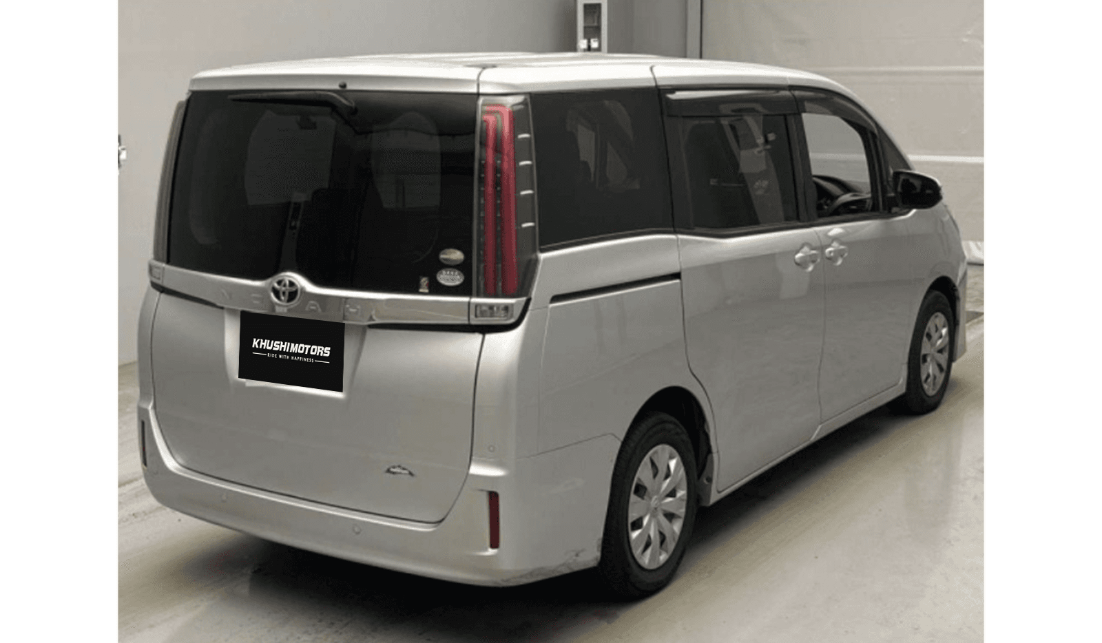 2019 Toyota Noah X image-2