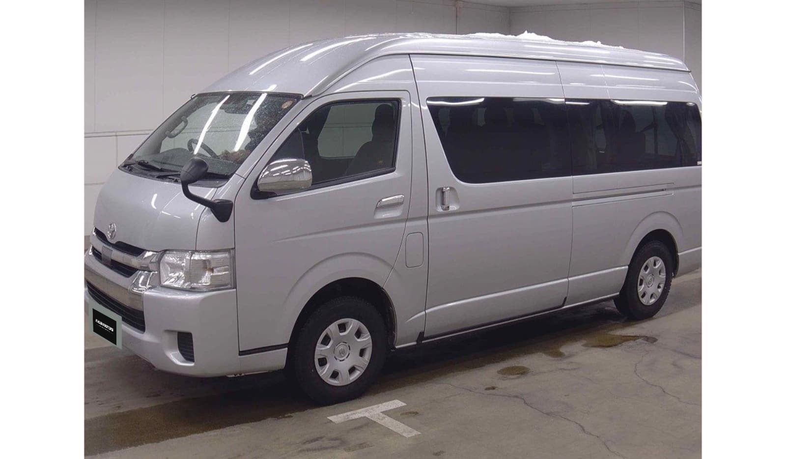 2019 Toyota Hiace Van Grand Cabin image-2