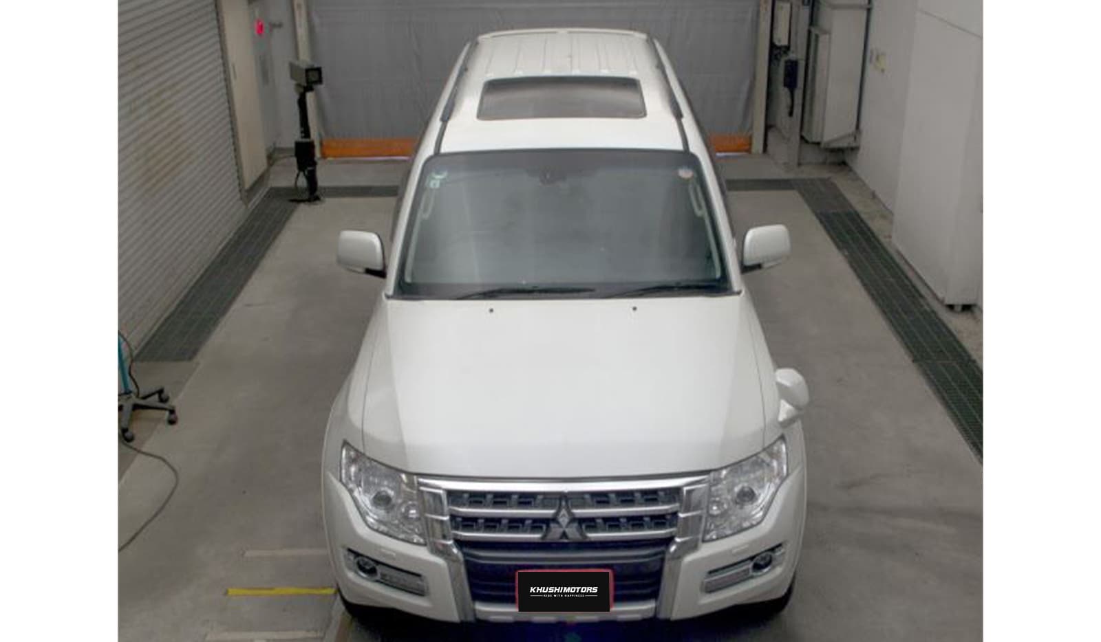 2019 Mitsubishi Pajero Final Edition image-2