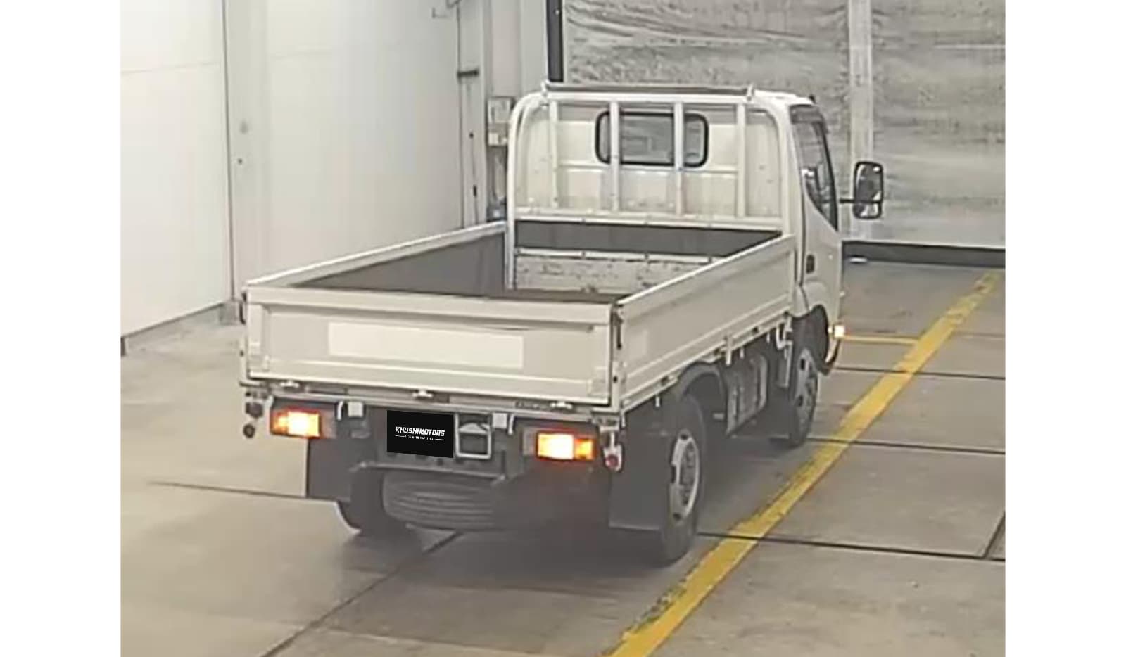2019 Toyota Dyna Flatbed Truck image-2