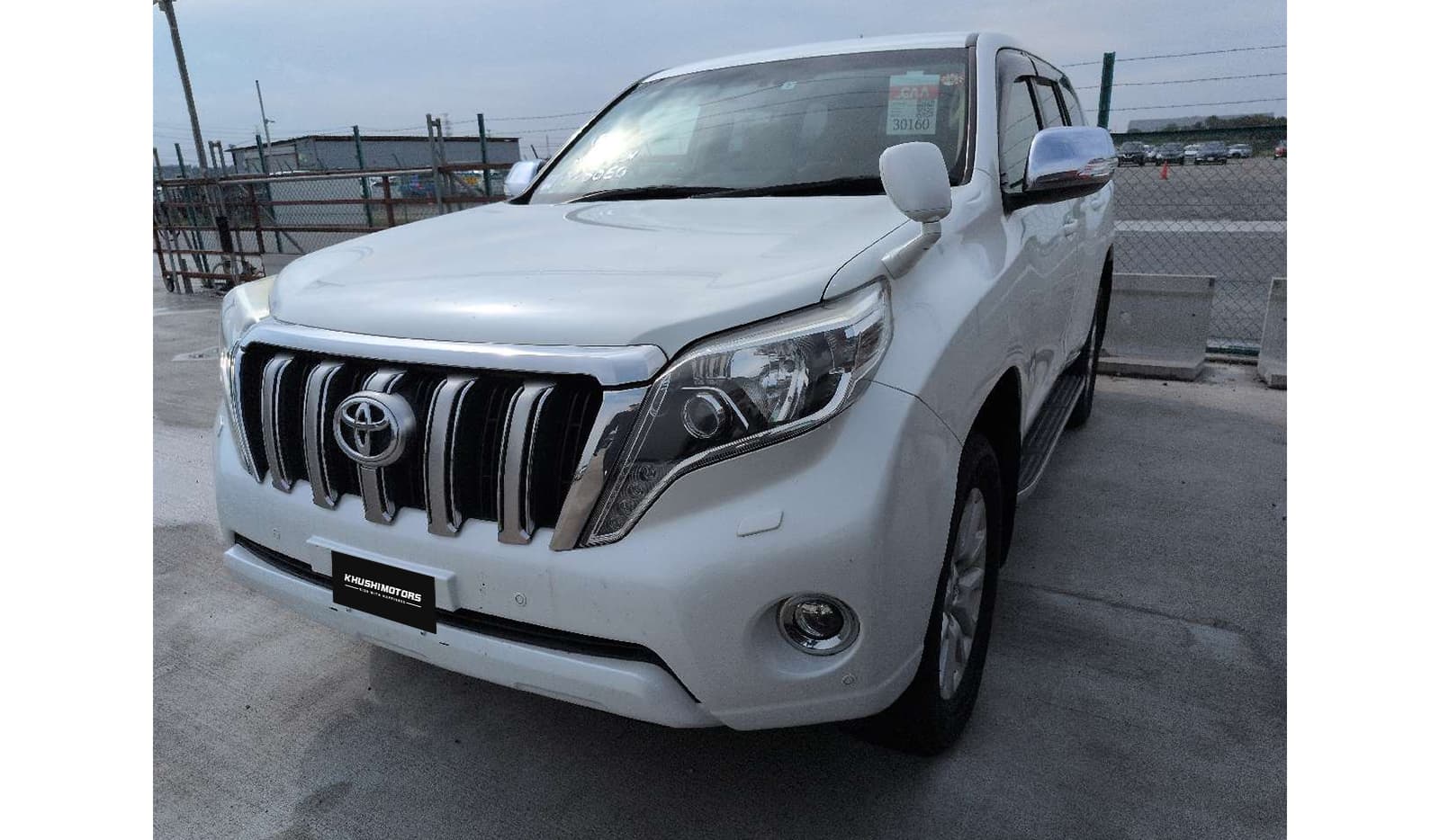 2017 Toyota Land Cruiser Prado image-2