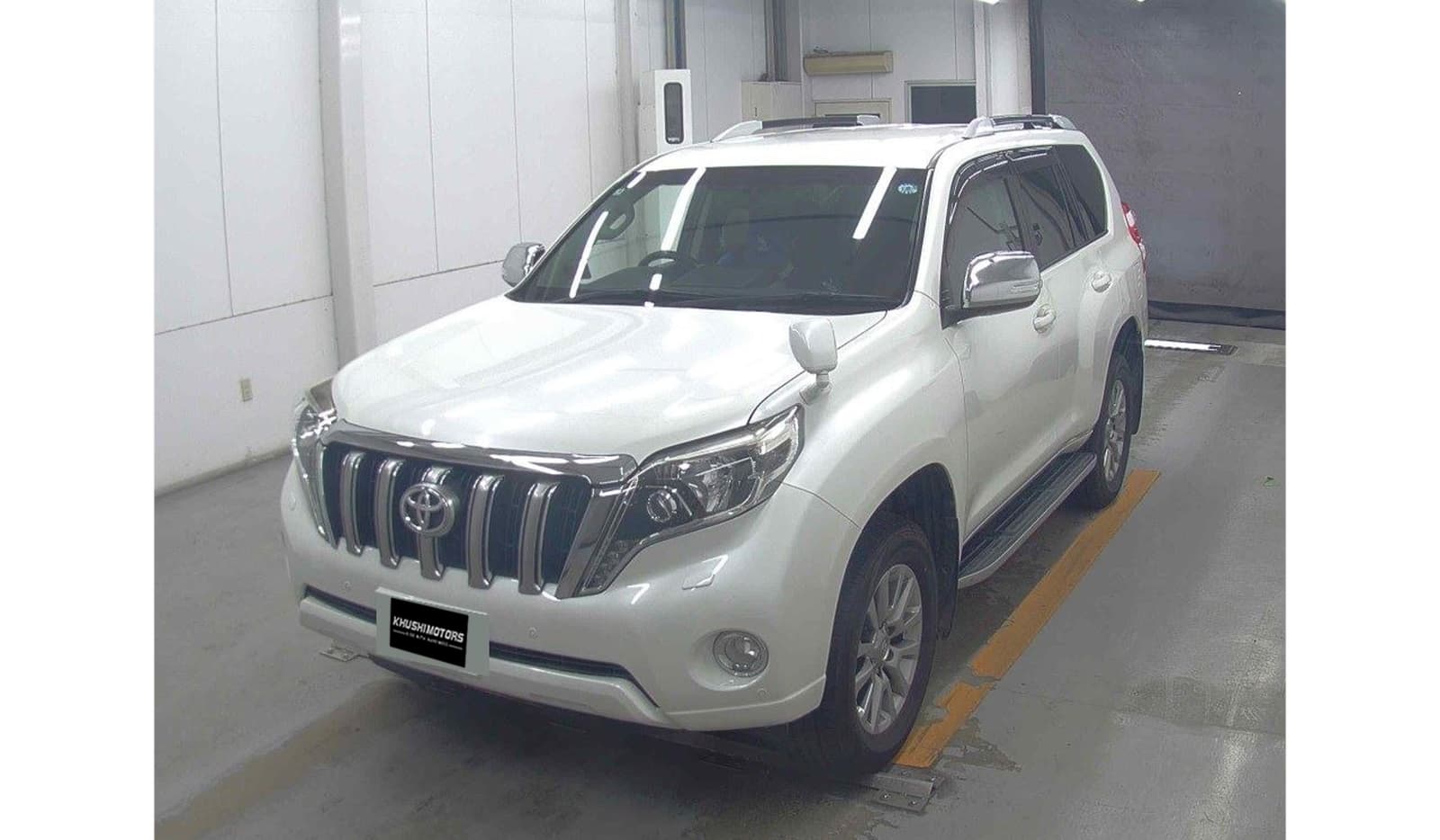 2017 Toyota Land Cruiser Prado image-2