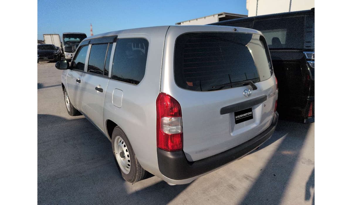 2021 Toyota Probox image-3