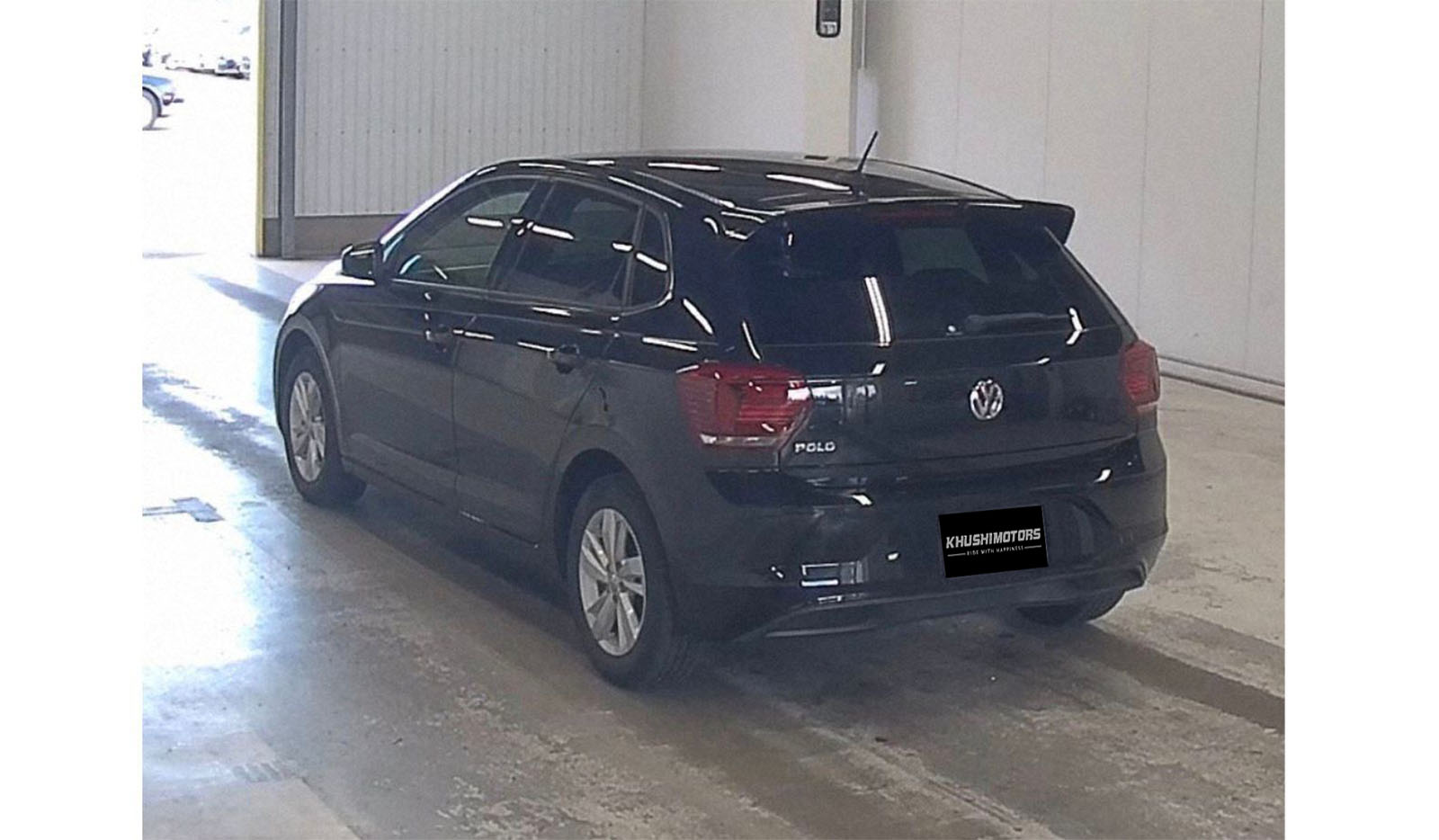 2019 Volkswagen Polo image-3