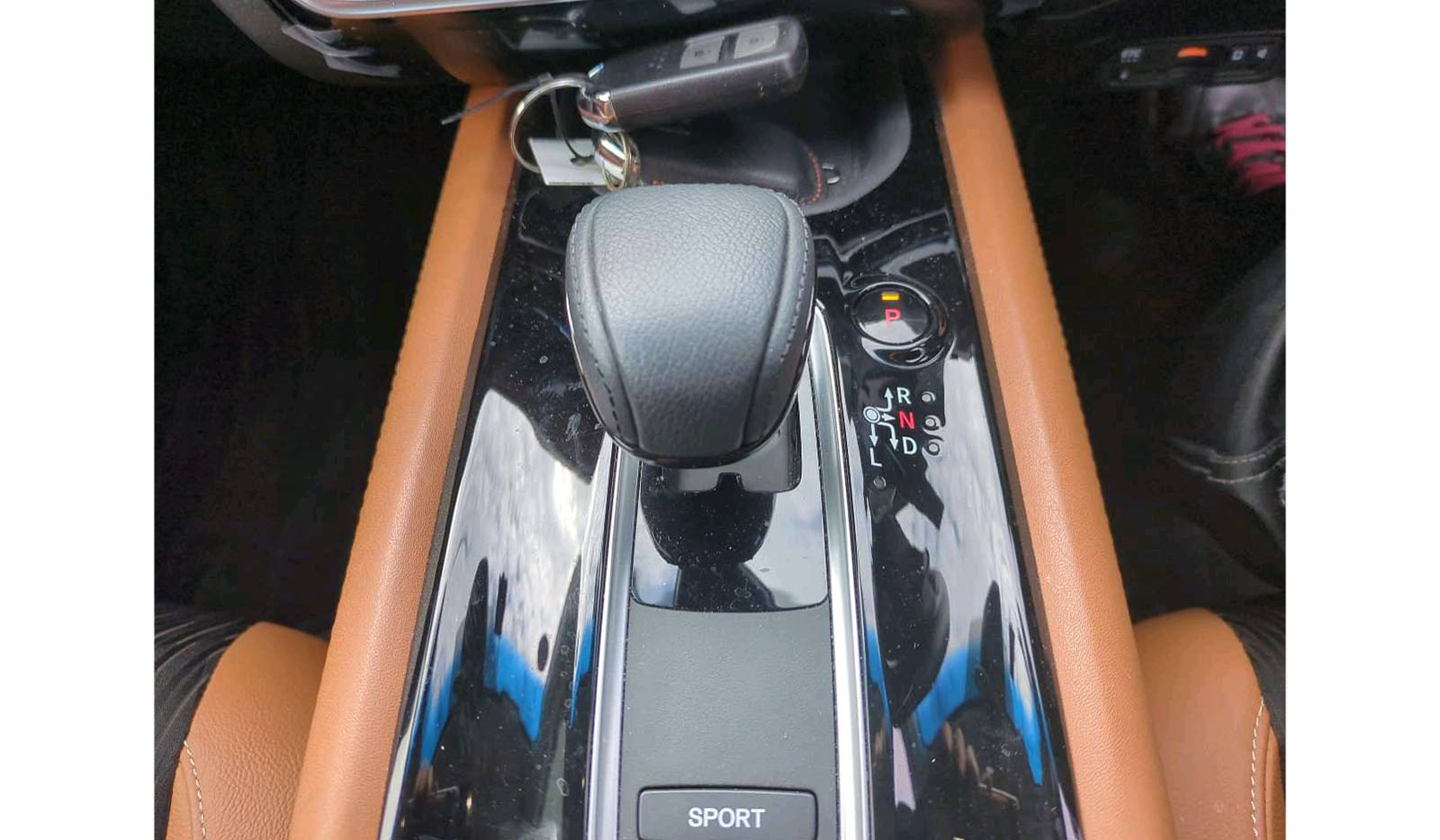 2019 Honda Vezel HYBRID Z HONDA SENSING image-5