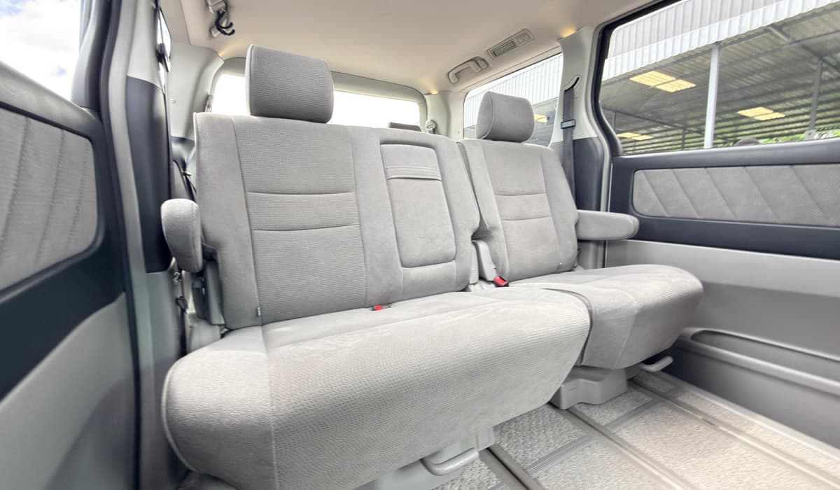 2004 Toyota Alphard Premium Alcantra image-11
