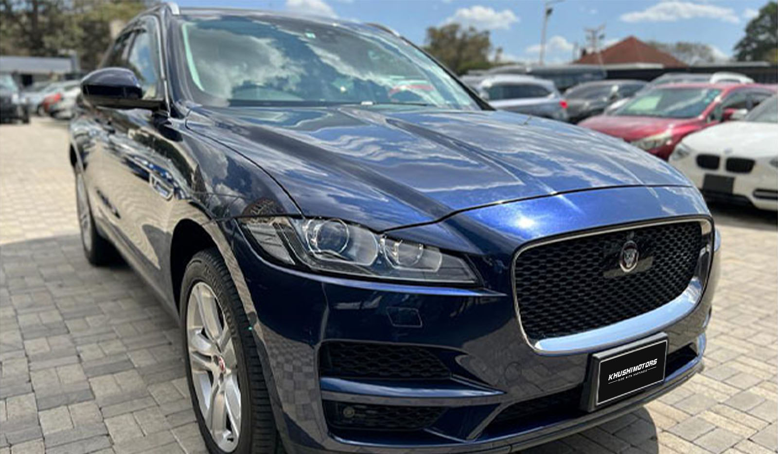 2016 Jaguar F Pace Prestige image-8