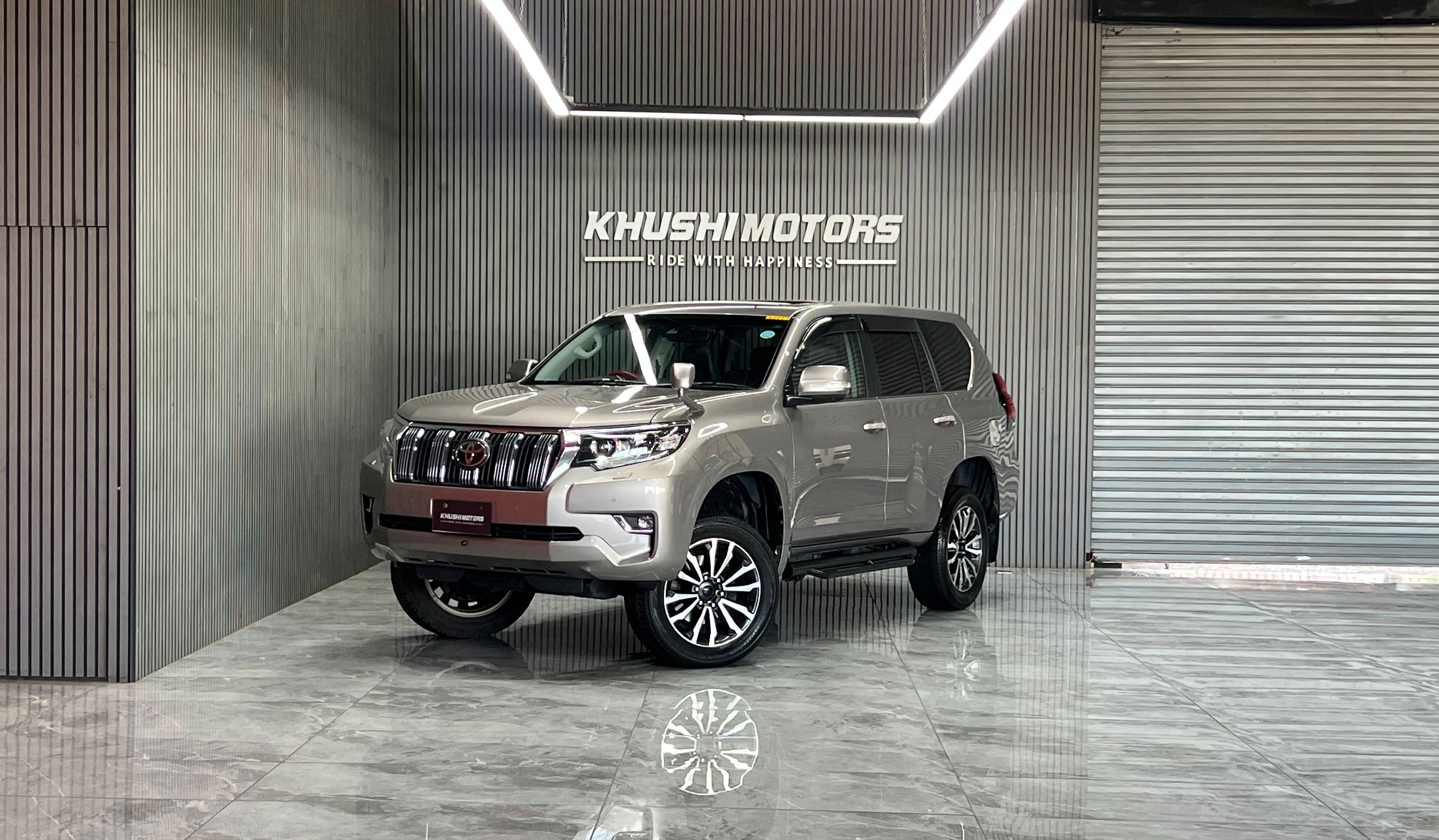 2019 Toyota Land Cruiser Prado TX L Package image-3