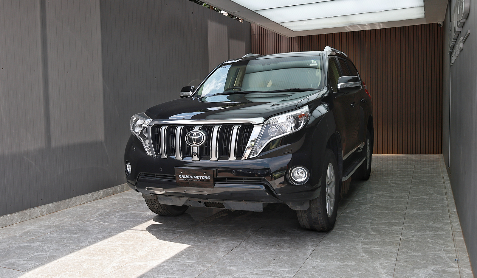 2017 Toyota Land Cruiser Prado G TZ image-3