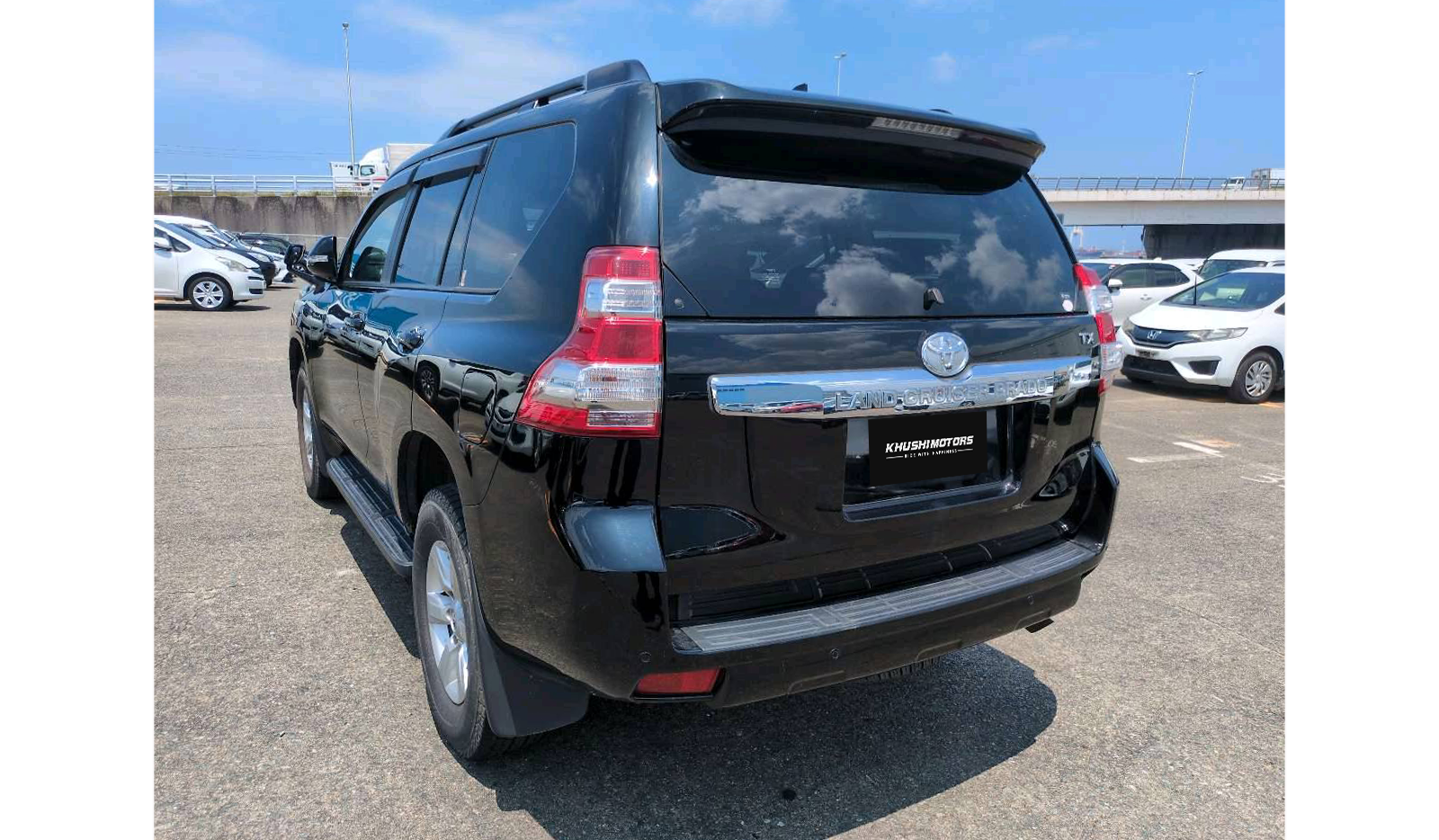 2017 Toyota Land Cruiser Prado TX 4WD image-3