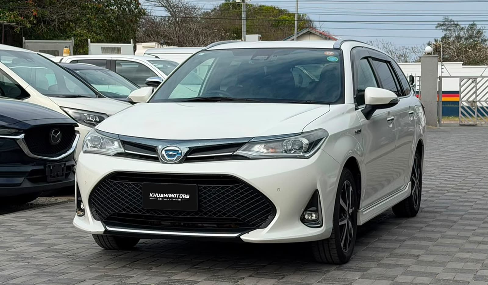 2019 Toyota Corolla Fielder Hybrid G WXB image-3