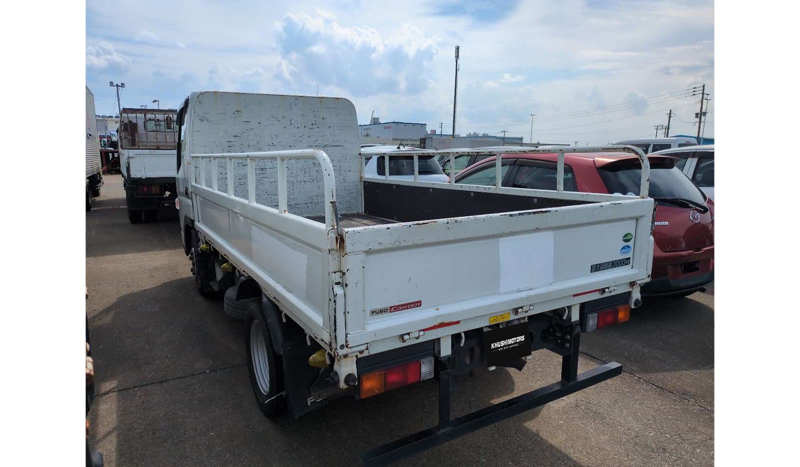 2019 Mitsubishi Canter image-3