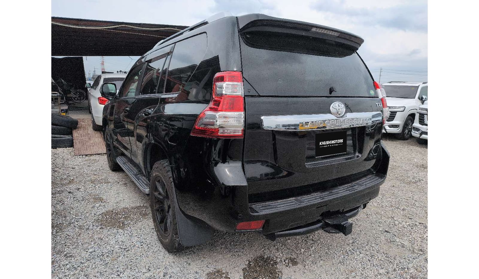 2017 Toyota Land Cruiser Prado image-3