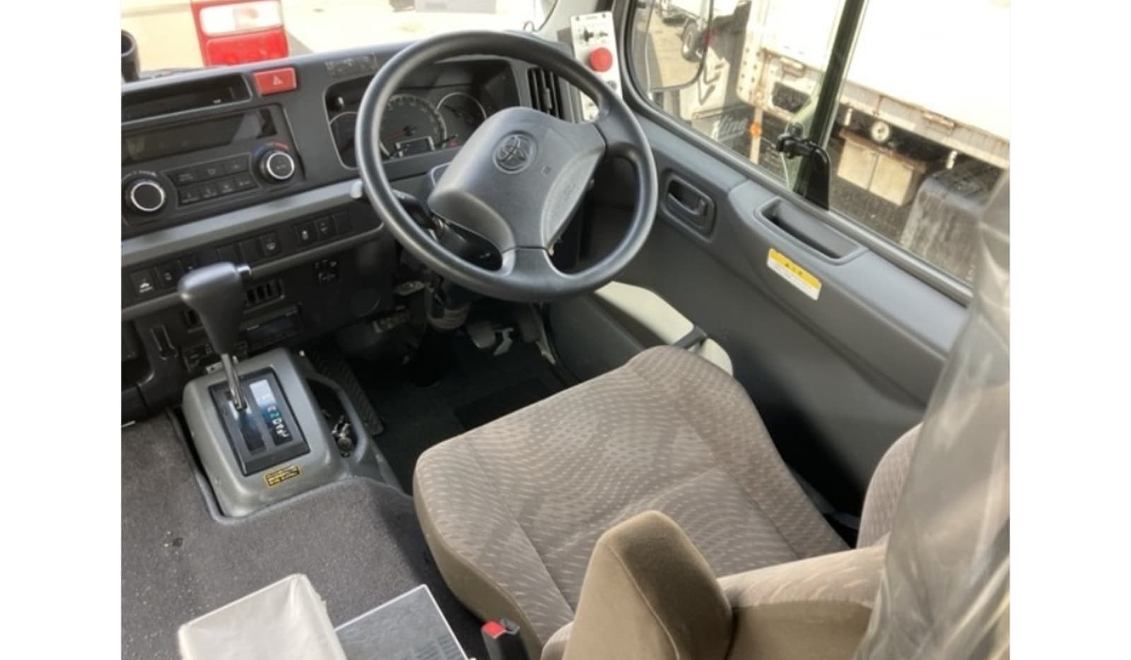 2019 Toyota Coaster Welfare image-3