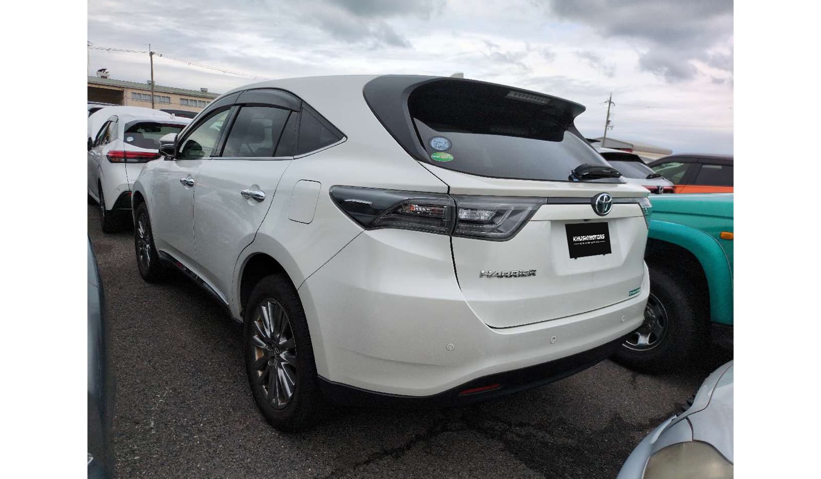 2014 Toyota Harrier image-3