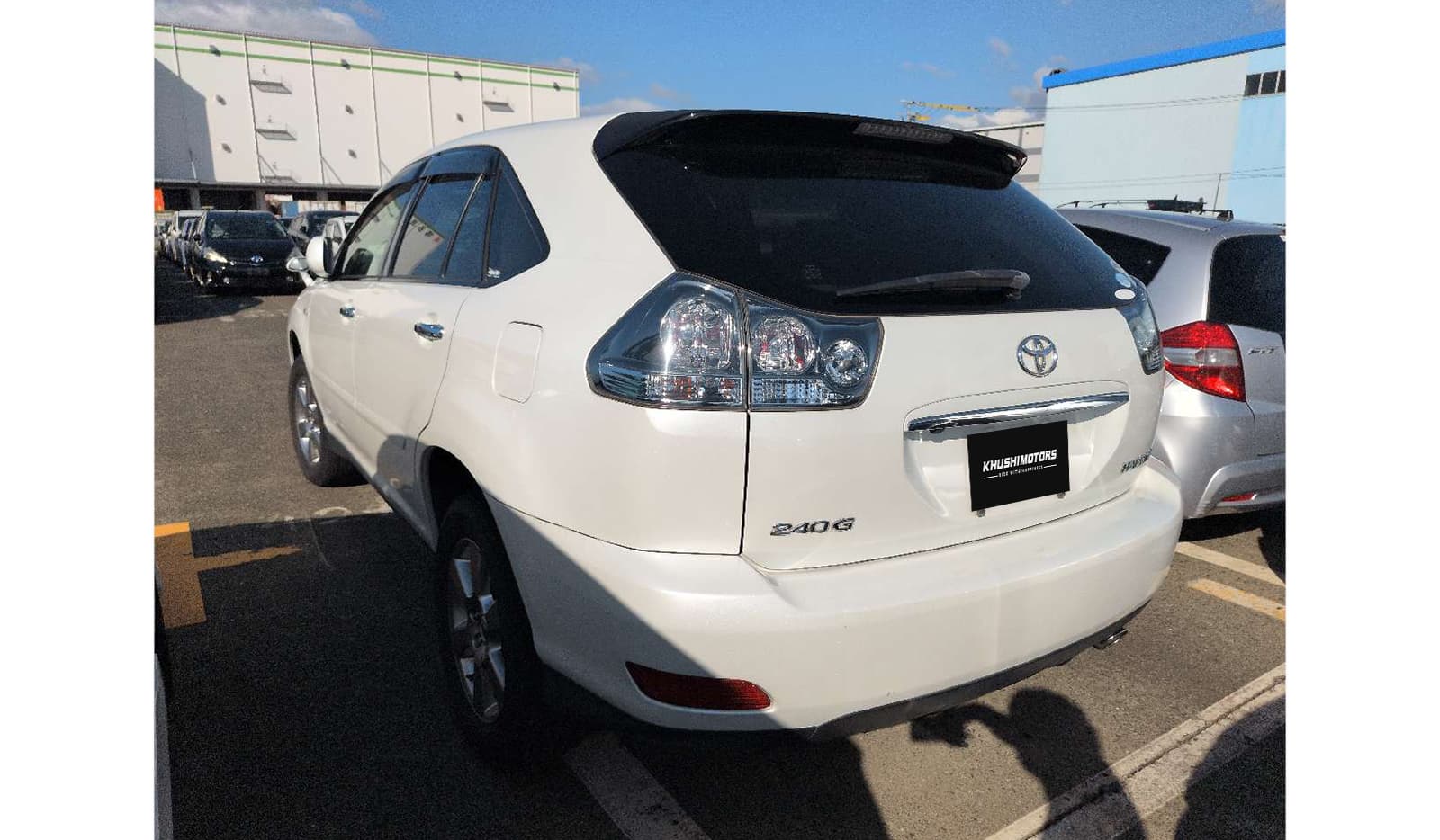 2011 Toyota Harrier image-3