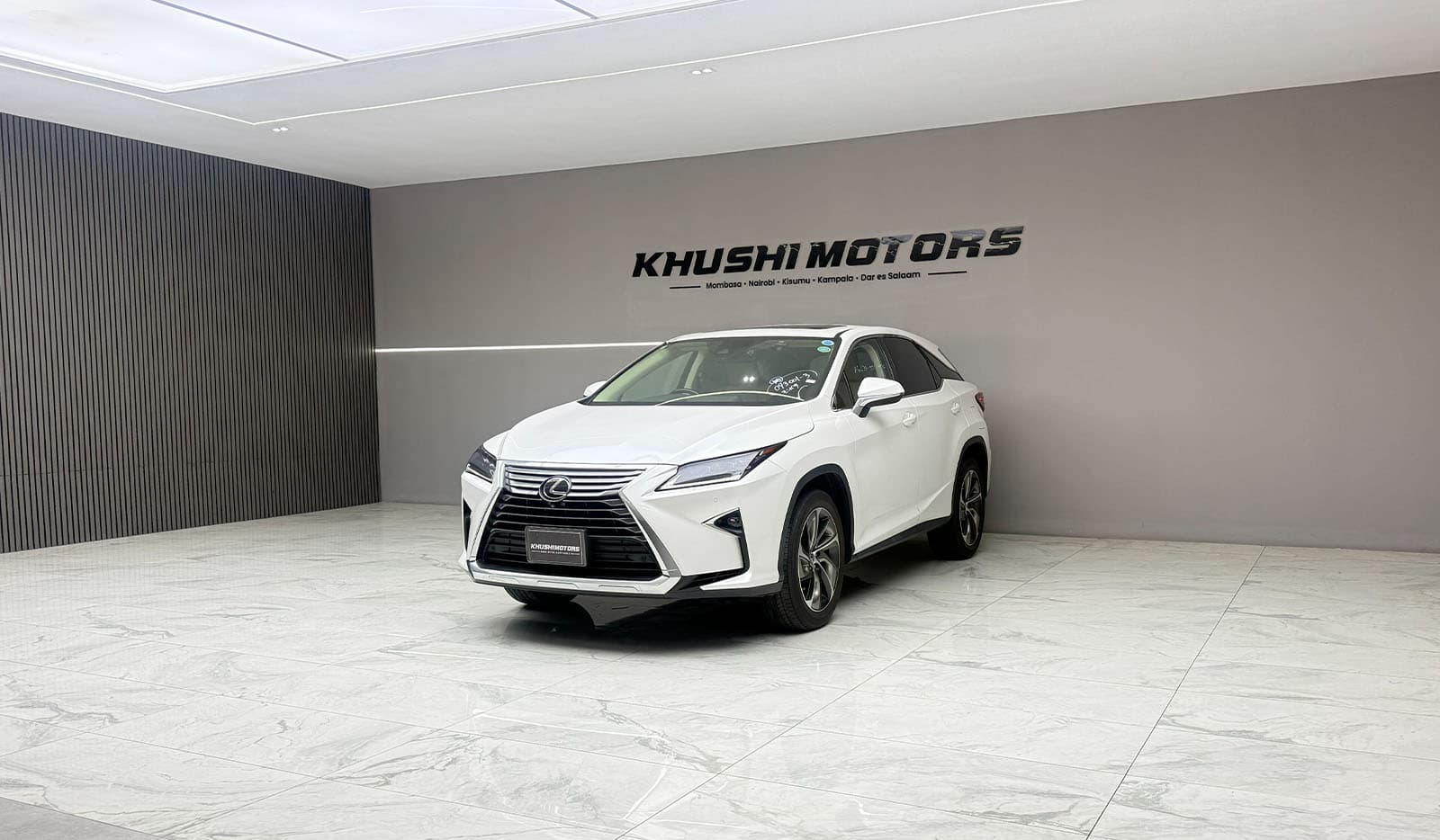 2019 Lexus RX300 VERSION L image-3