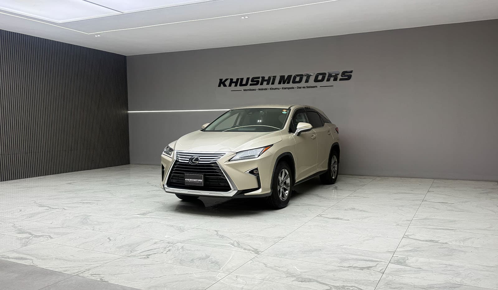 2019 Lexus RX300 image-3