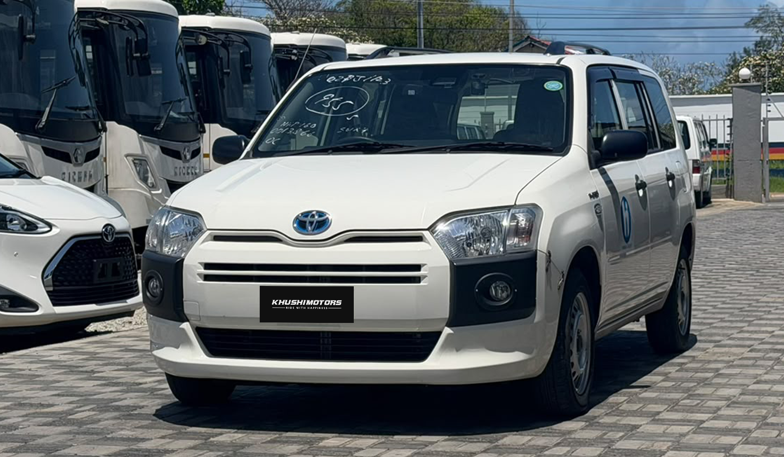 2019 Toyota Probox Hybrid DX Comfort image-3