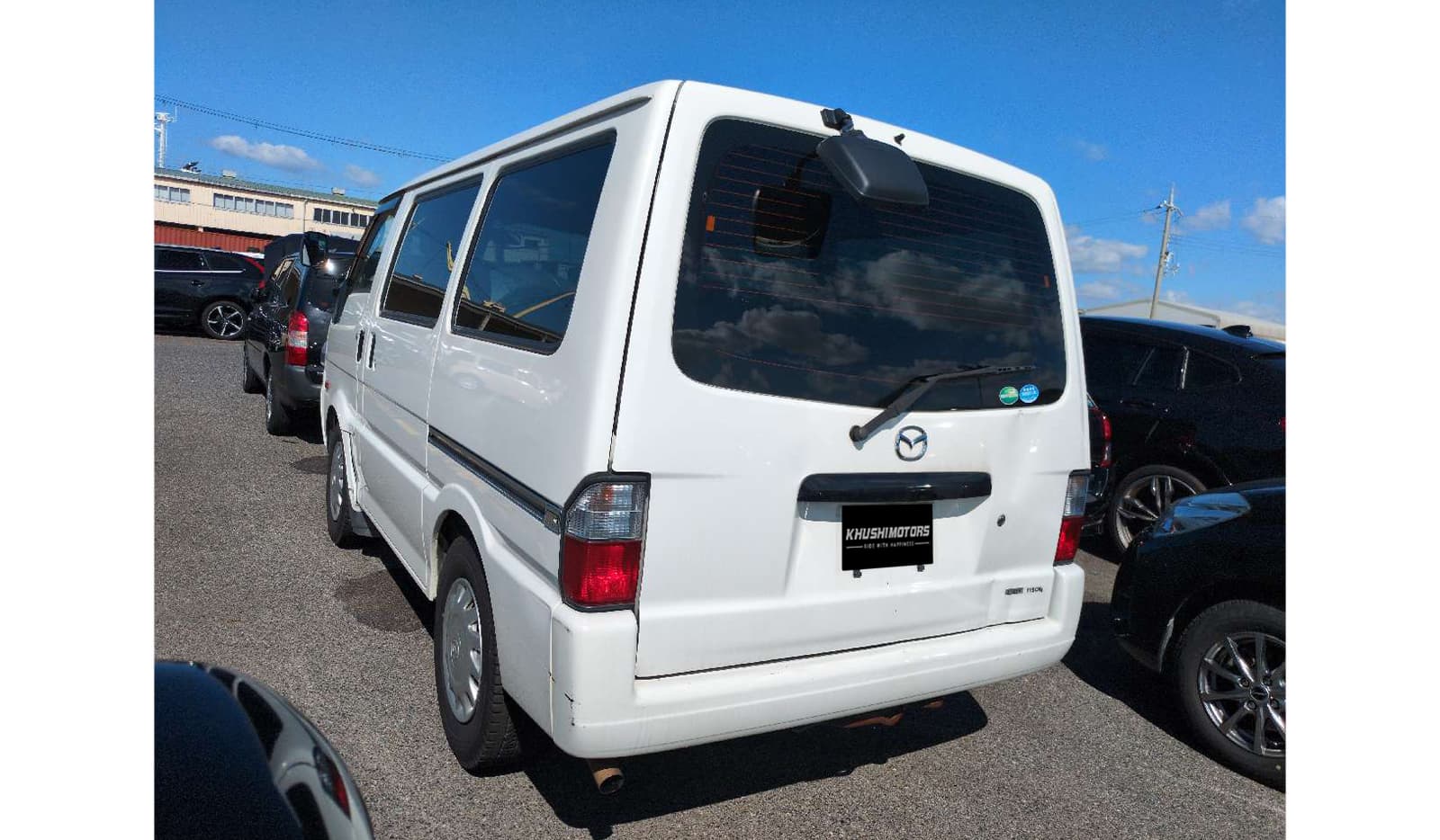 2010 Mazda Bongo image-3