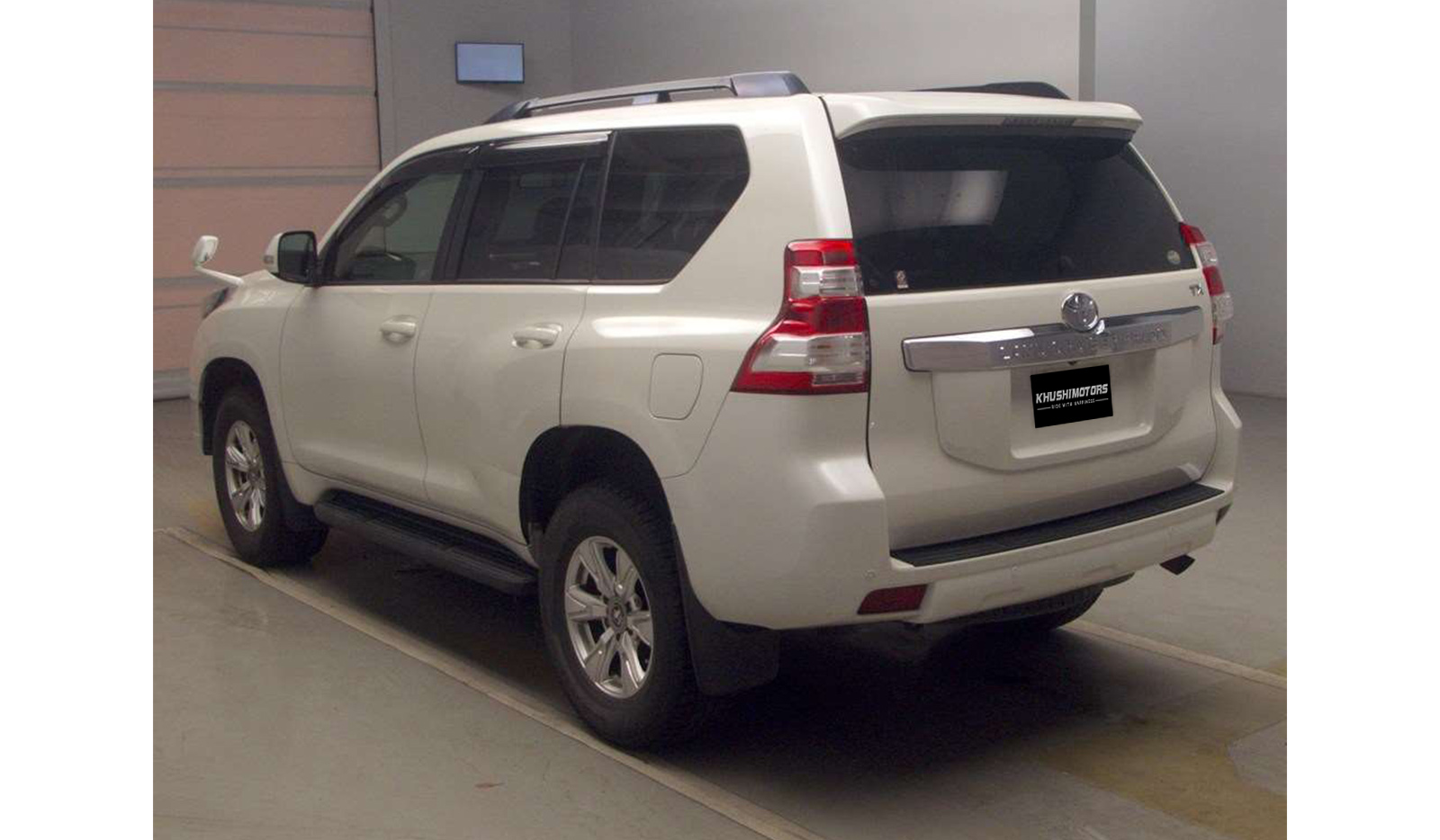 2017 Toyota Land Cruiser Prado image-3