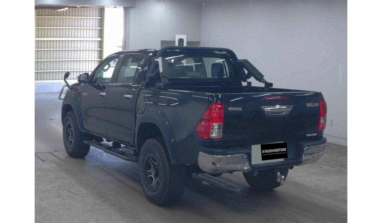 2017 Toyota Hilux image-4