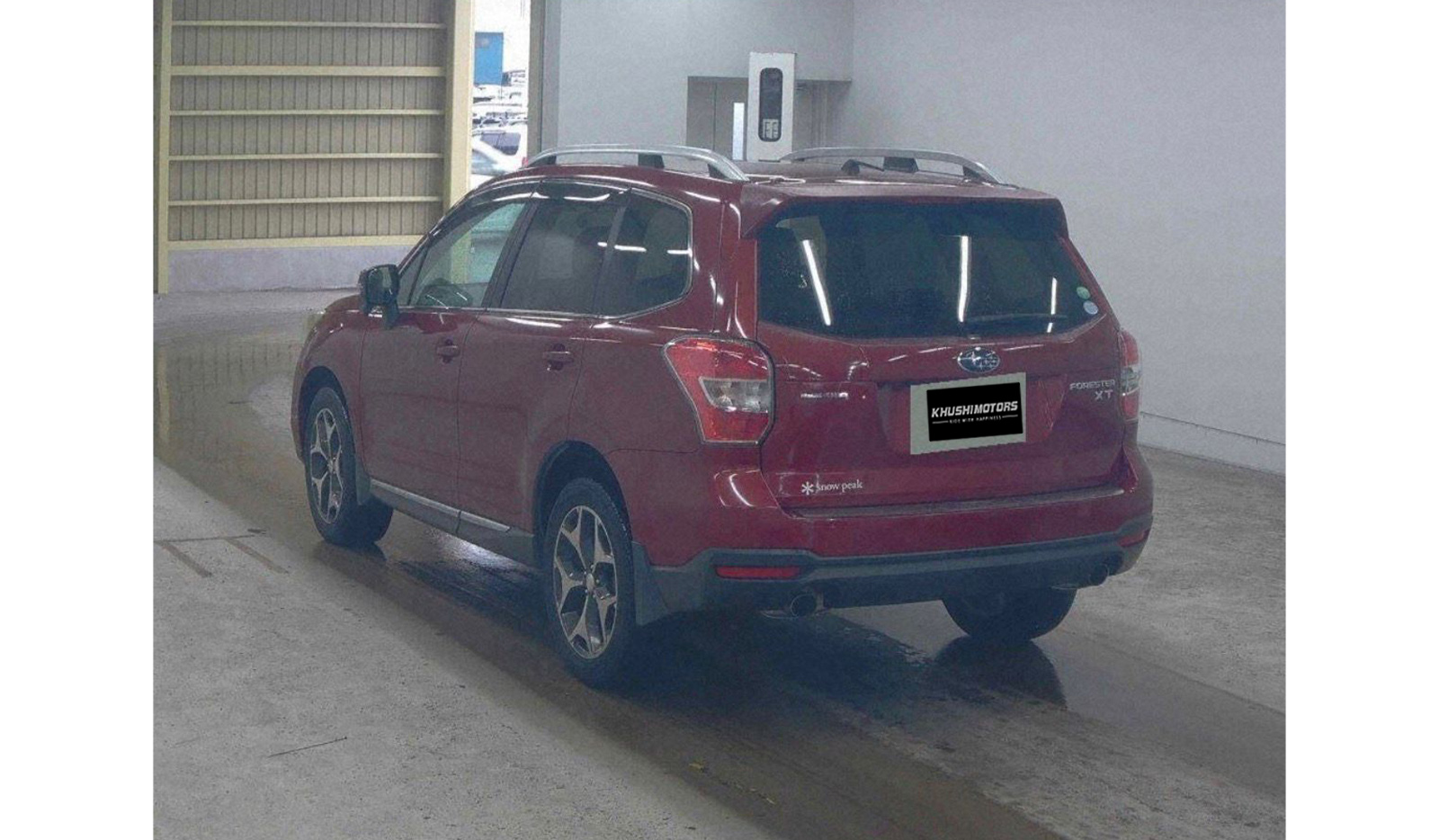 2013 Subaru Forester image-3