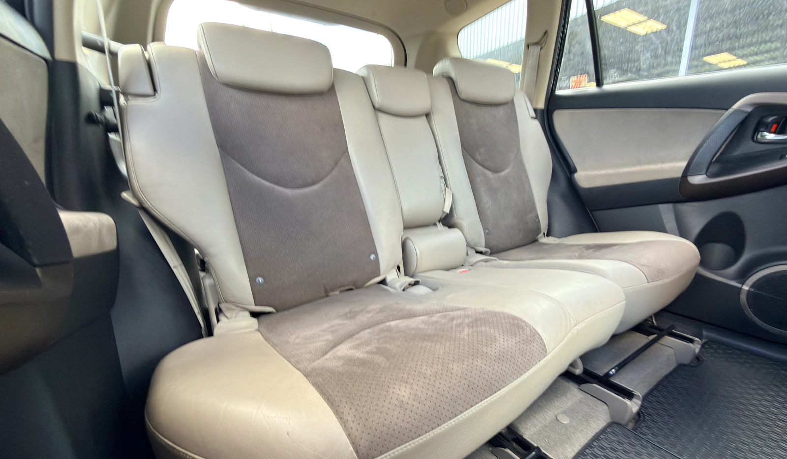 2008 Toyota Vanguard 240S GPKG image-8