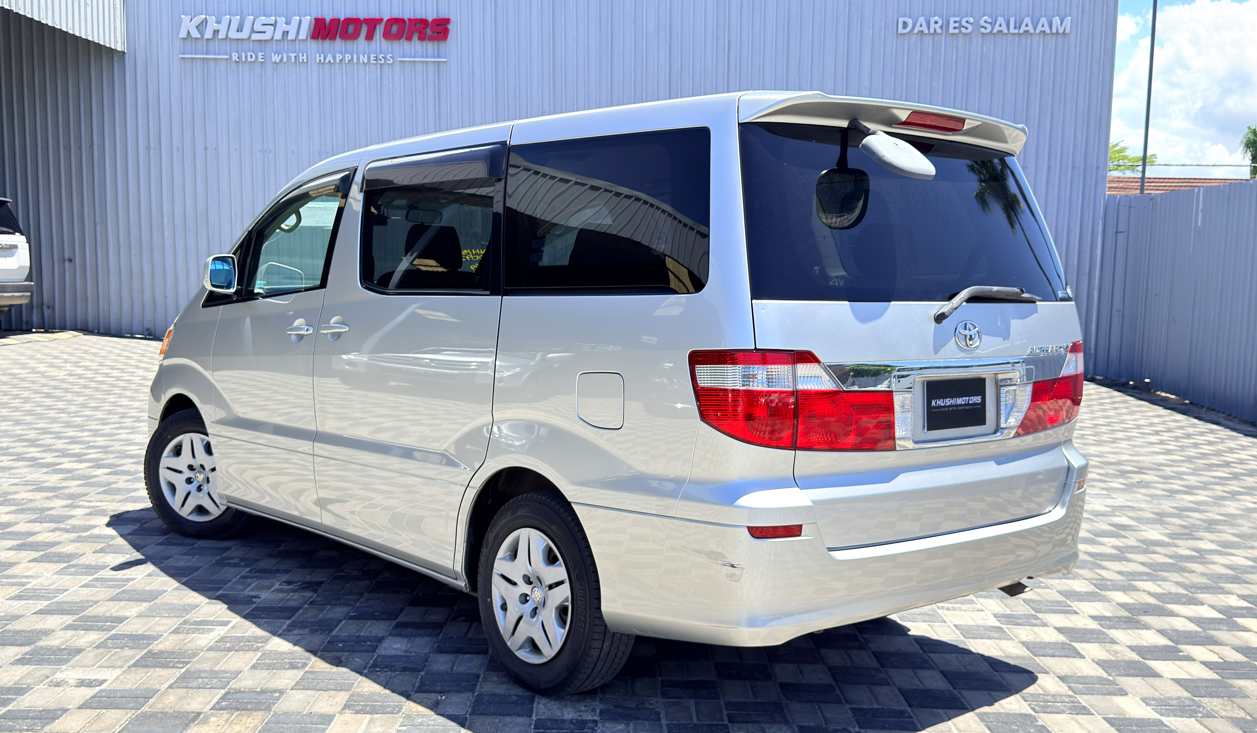 2003 Toyota Alphard X image-4