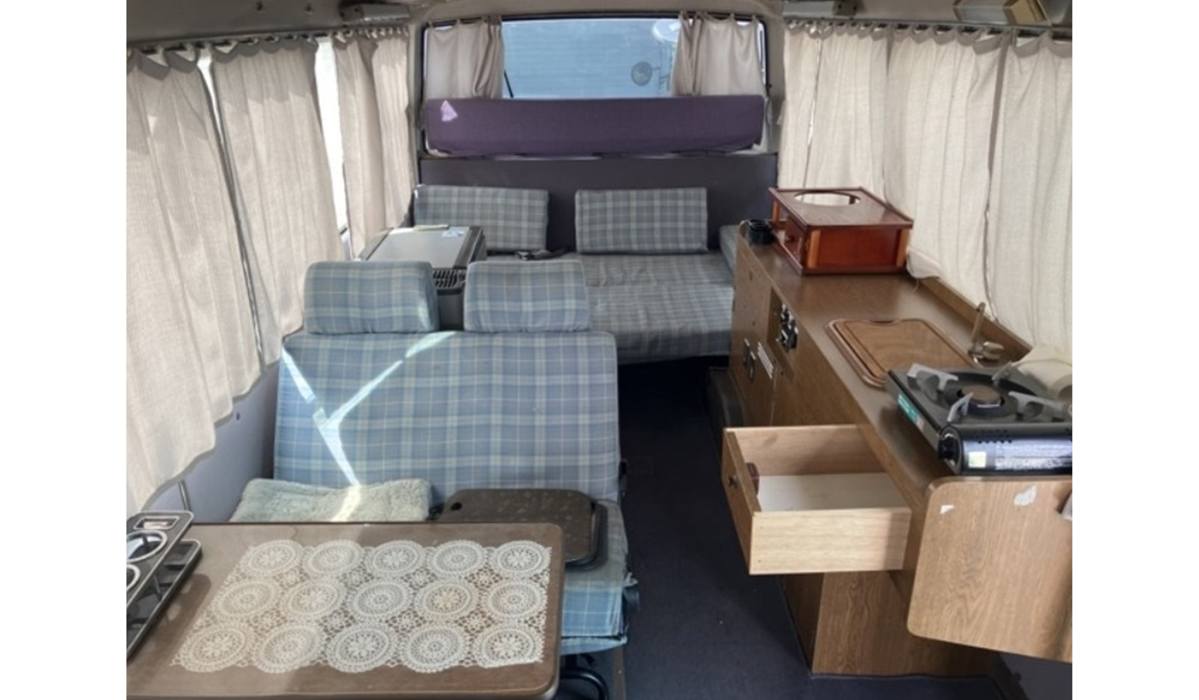 1996 Nissan Civilian CAMPING BUS image-4