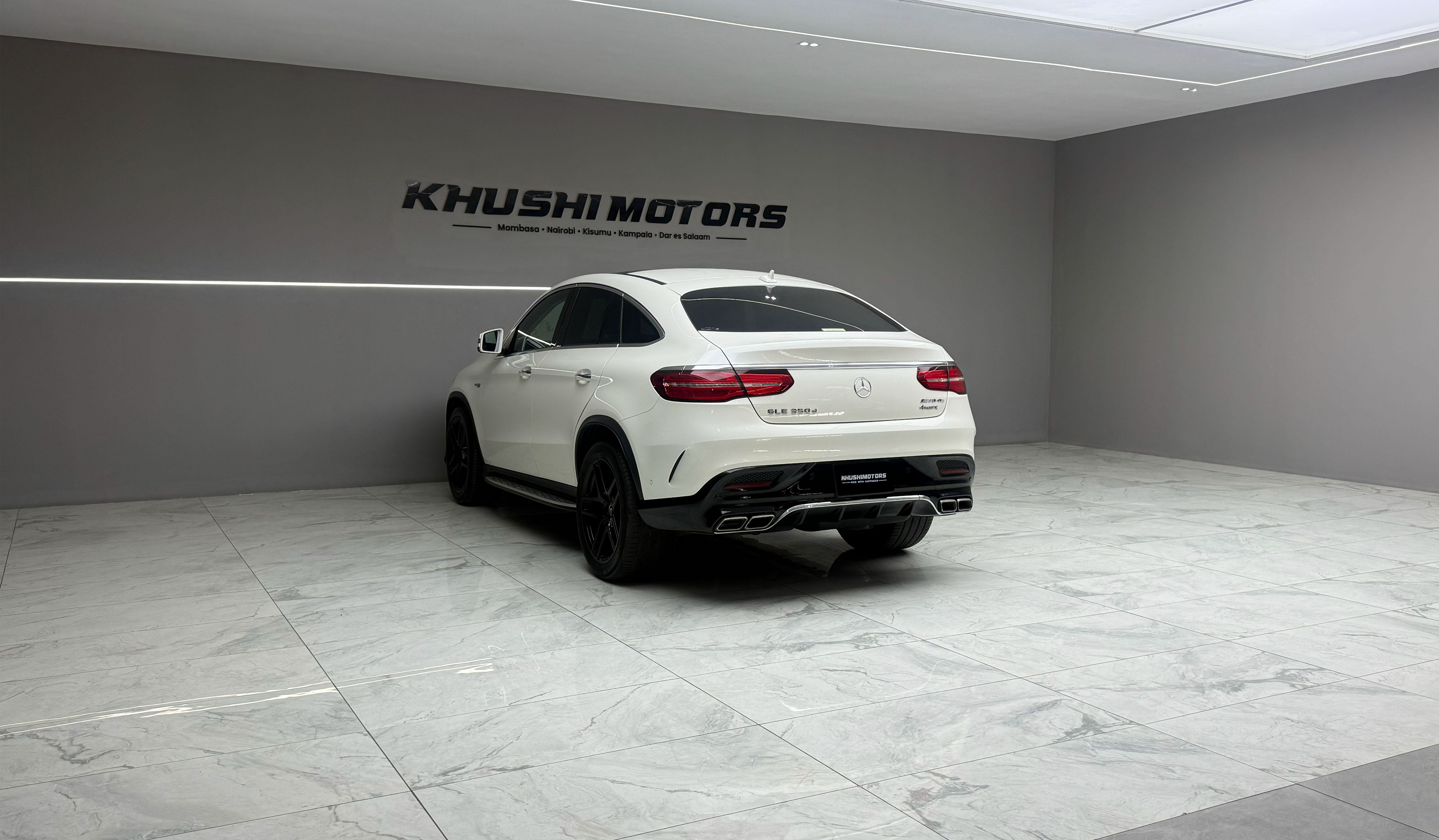 2019 Mercedes-Benz GLE-Class 4MATIC SPORTS GLE350D image-4