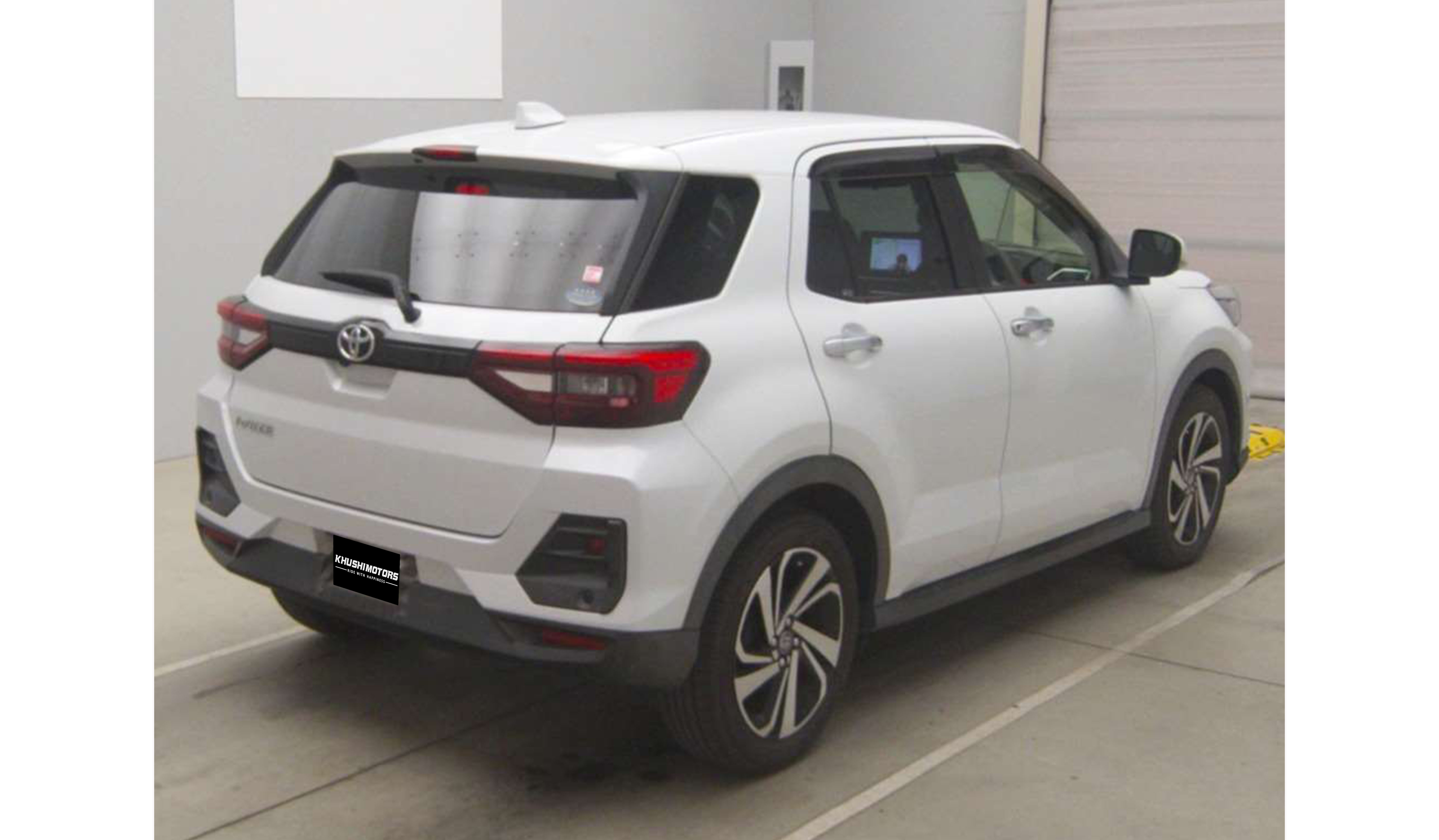 2019 Toyota Raize Z image-4