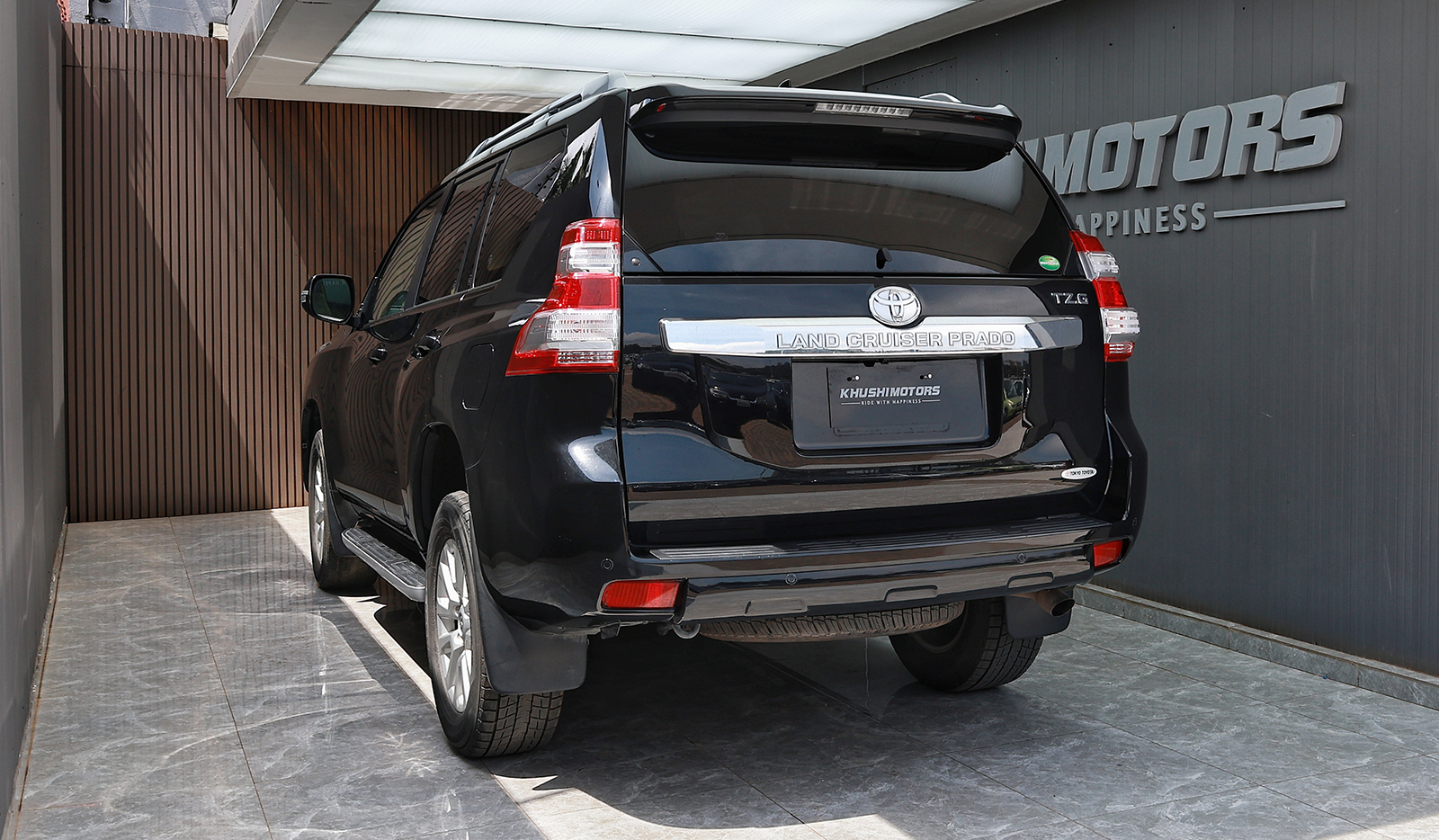 2017 Toyota Land Cruiser Prado G TZ image-4