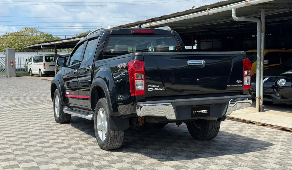 2016 Isuzu D MAX image-4