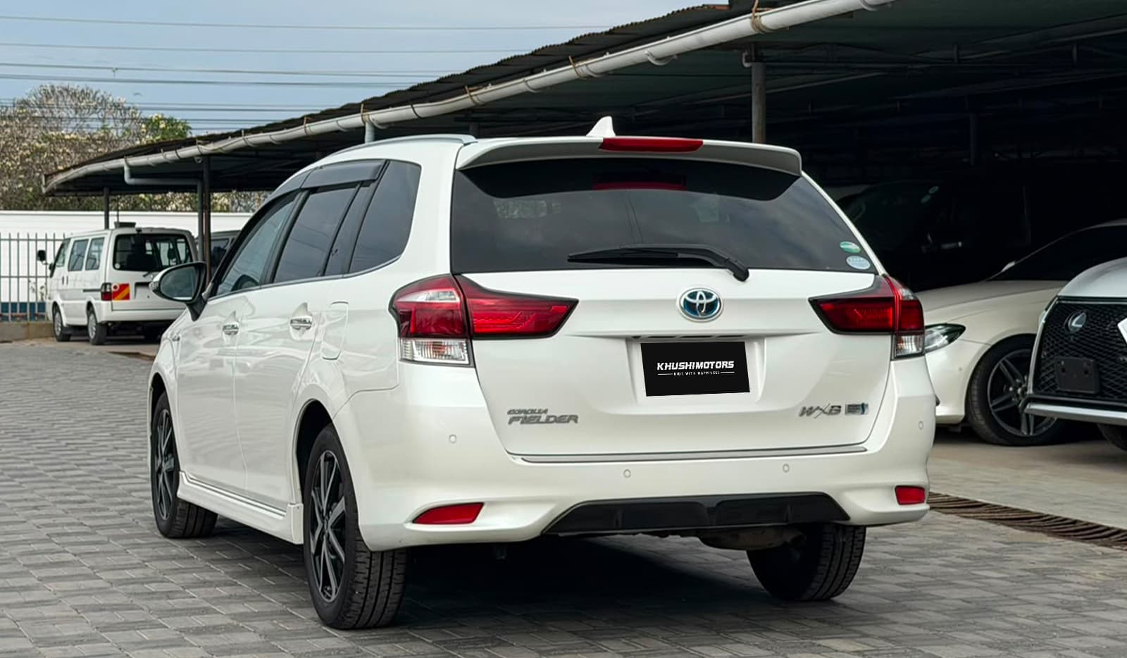 2019 Toyota Corolla Fielder Hybrid G WXB image-4